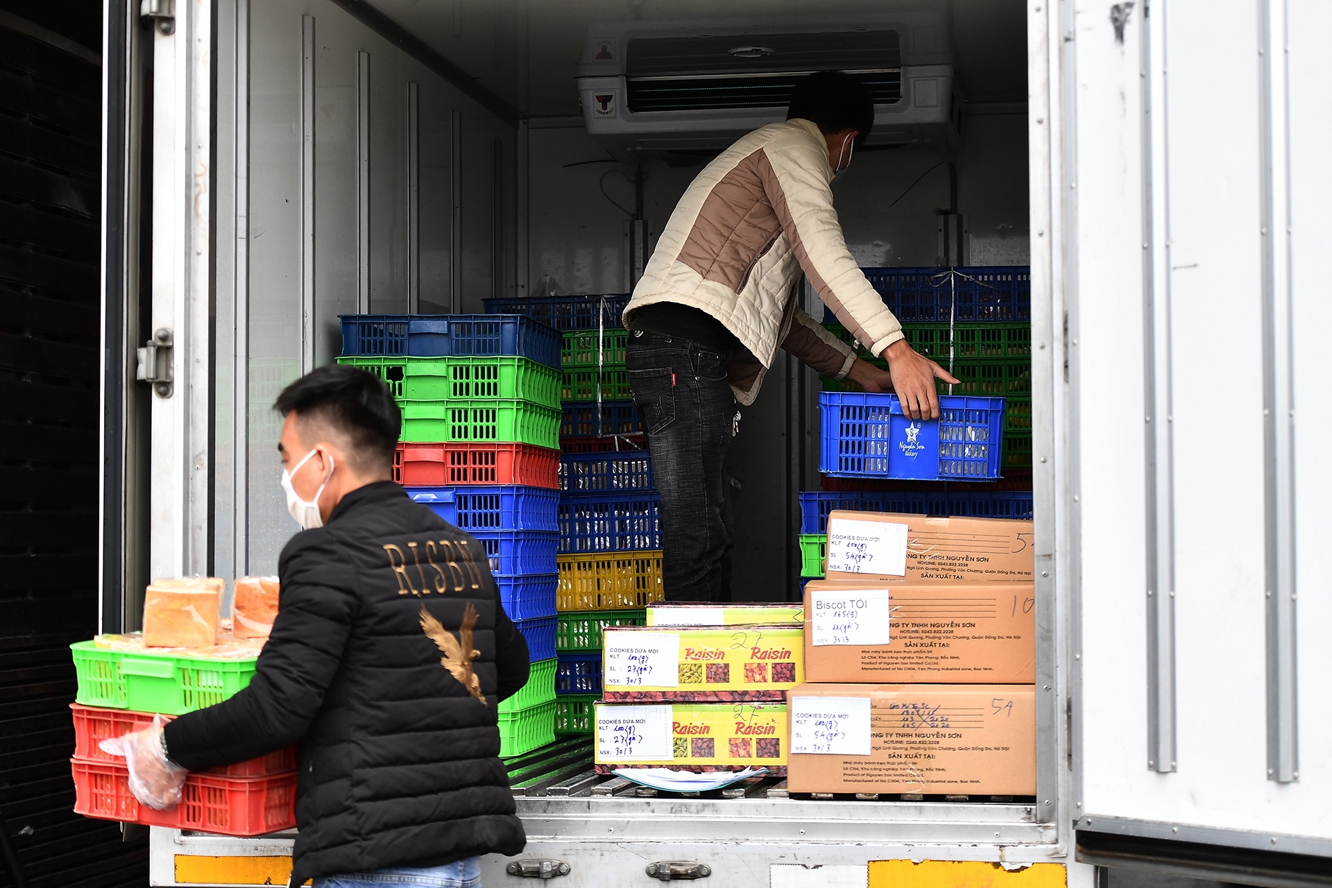 nhon nhip giao hang mua Covid-19 anh 15