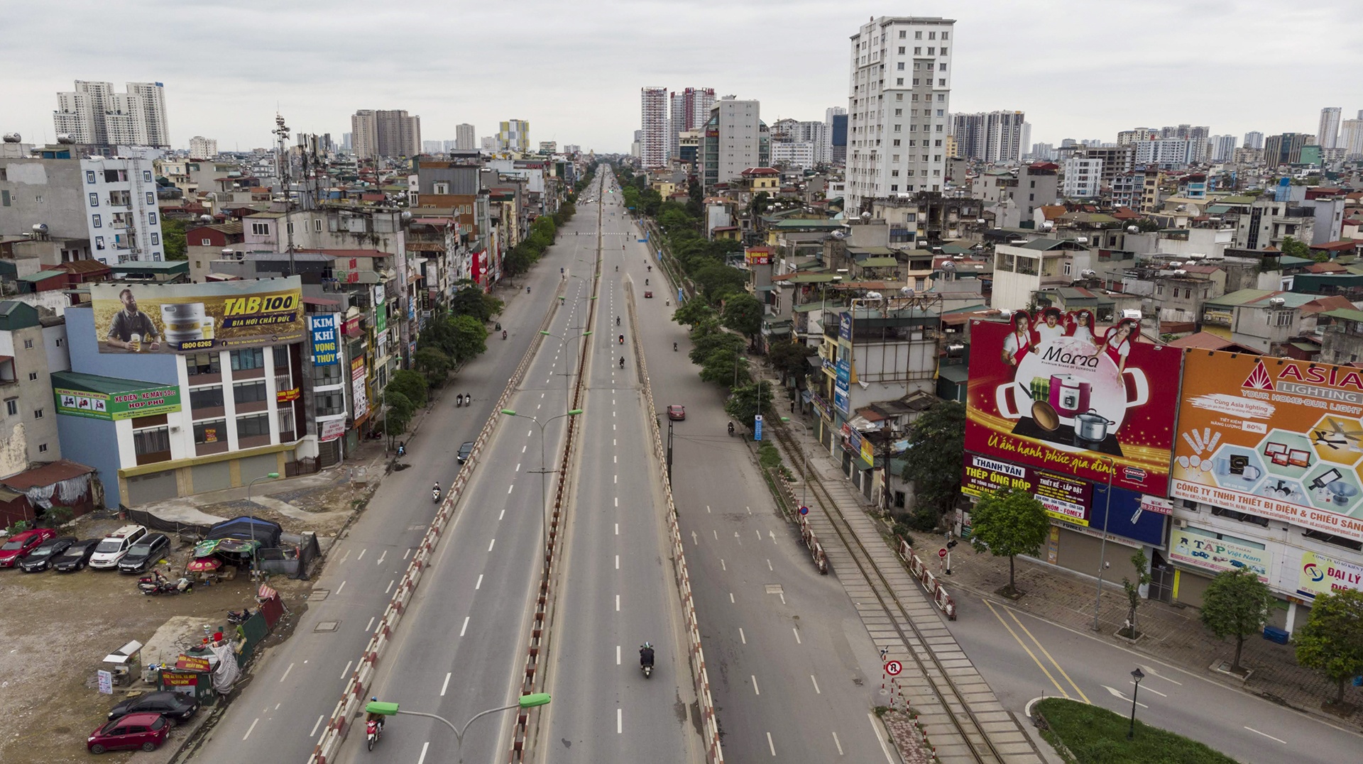 Ha Noi nhin tu tren cao dip Covid-19 anh 13