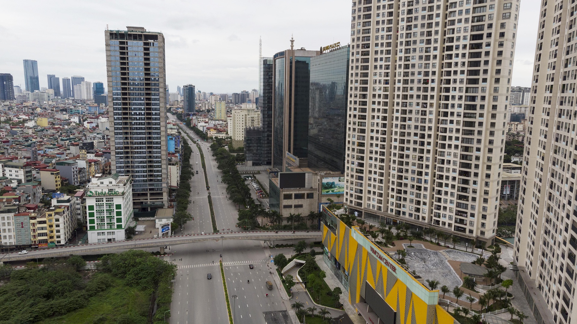 Ha Noi nhin tu tren cao dip Covid-19 anh 8