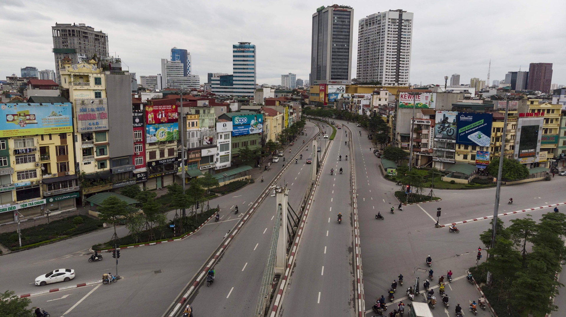 Ha Noi nhin tu tren cao dip Covid-19 anh 3
