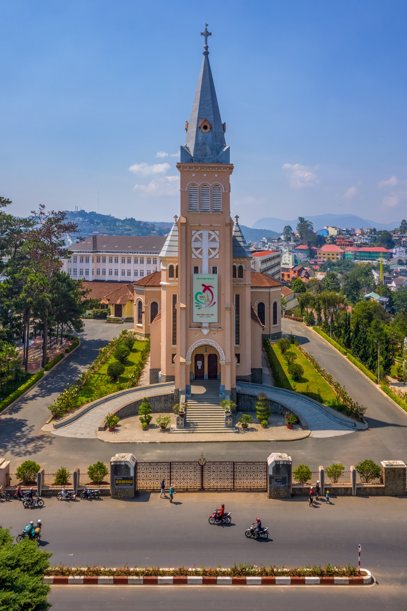 Dia danh noi tieng Da Lat anh 3