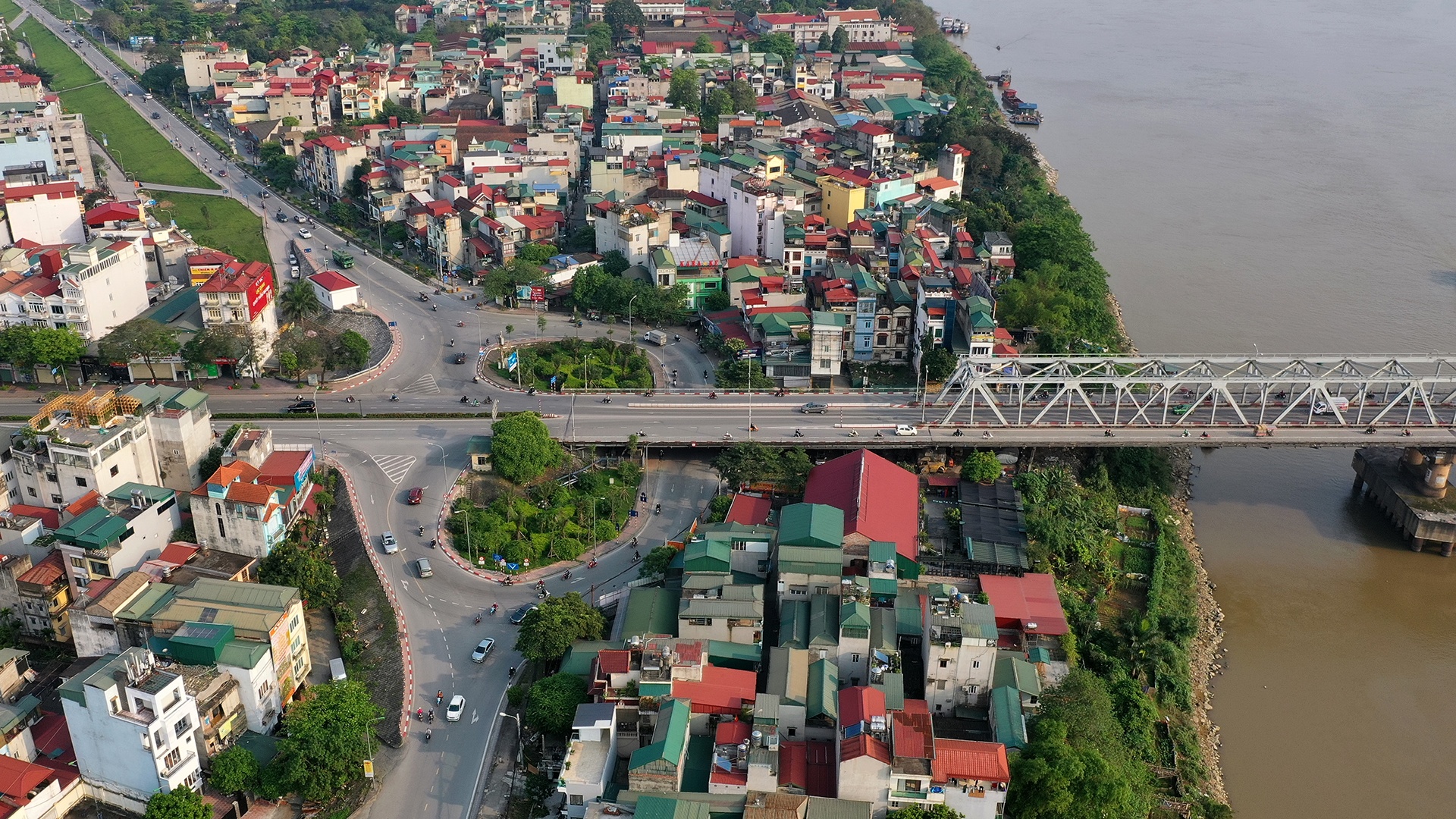 các cây cầu nổi tiếng thủ đô bắc qua sông Hồng ảnh 11 cac cay cau noi tieng thu do bac qua song Hong anh 11