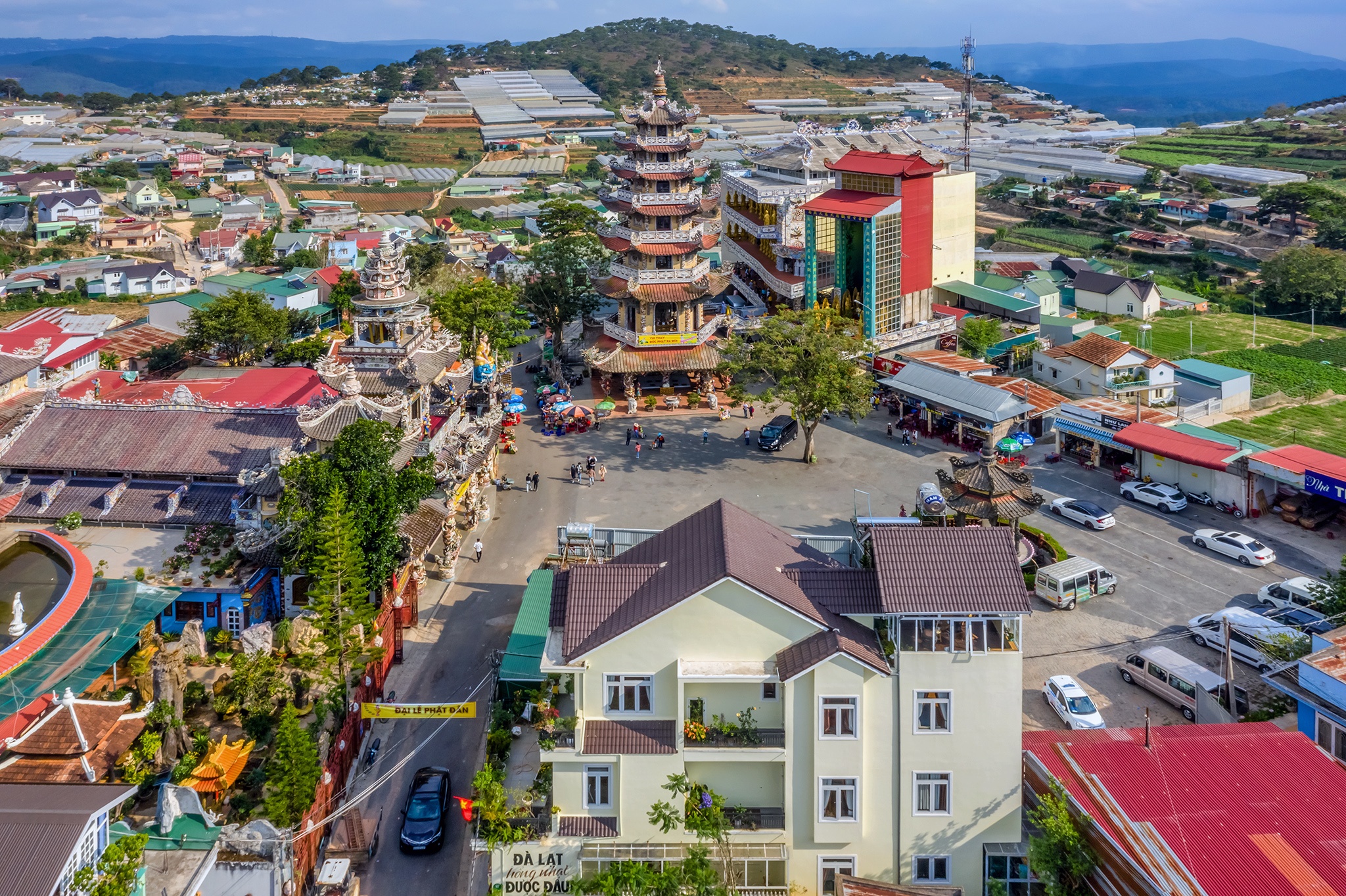 Da Lat dong nghet du khach ngay nghi le anh 20