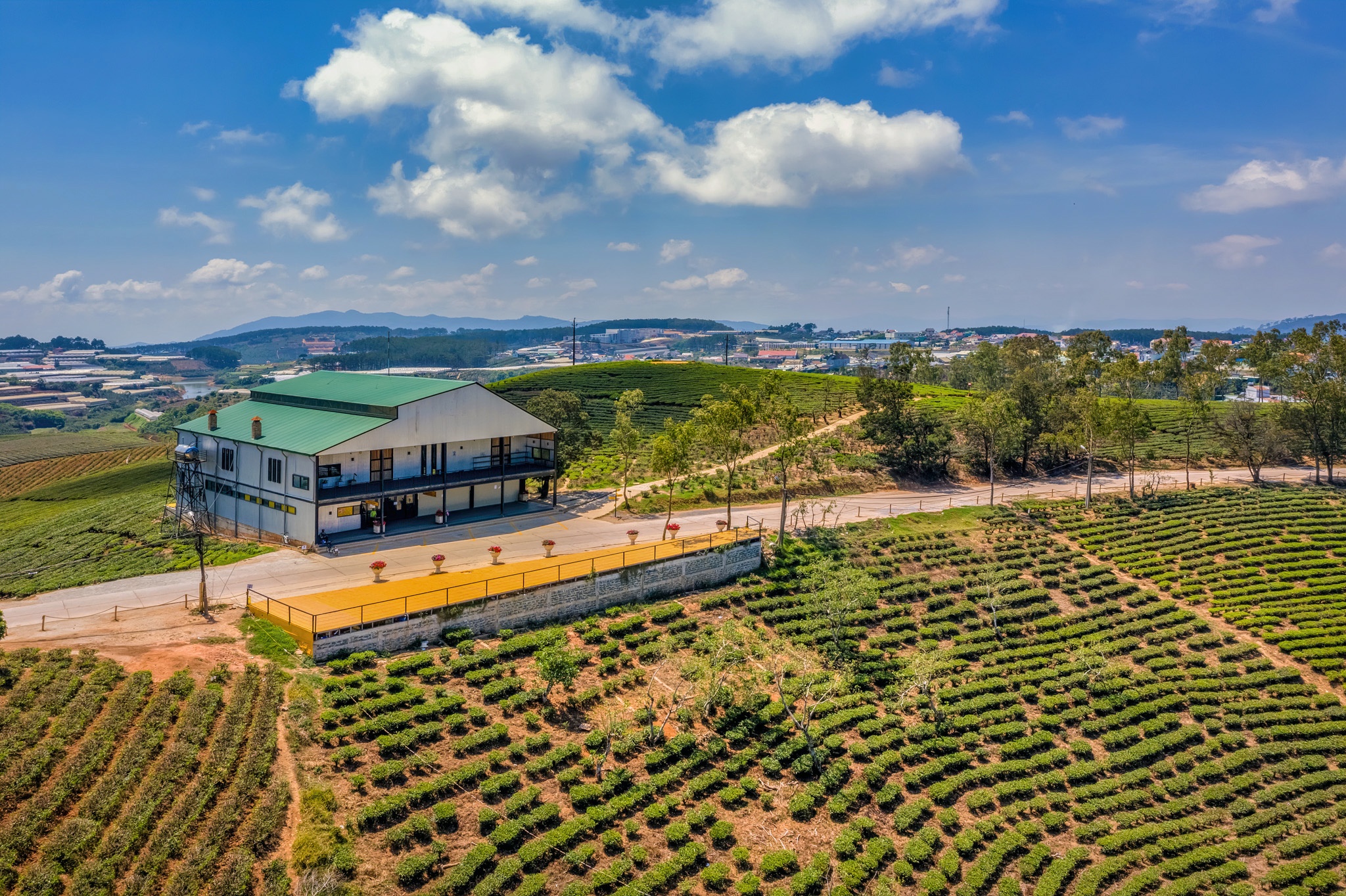 Da Lat dong nghet du khach ngay nghi le anh 21