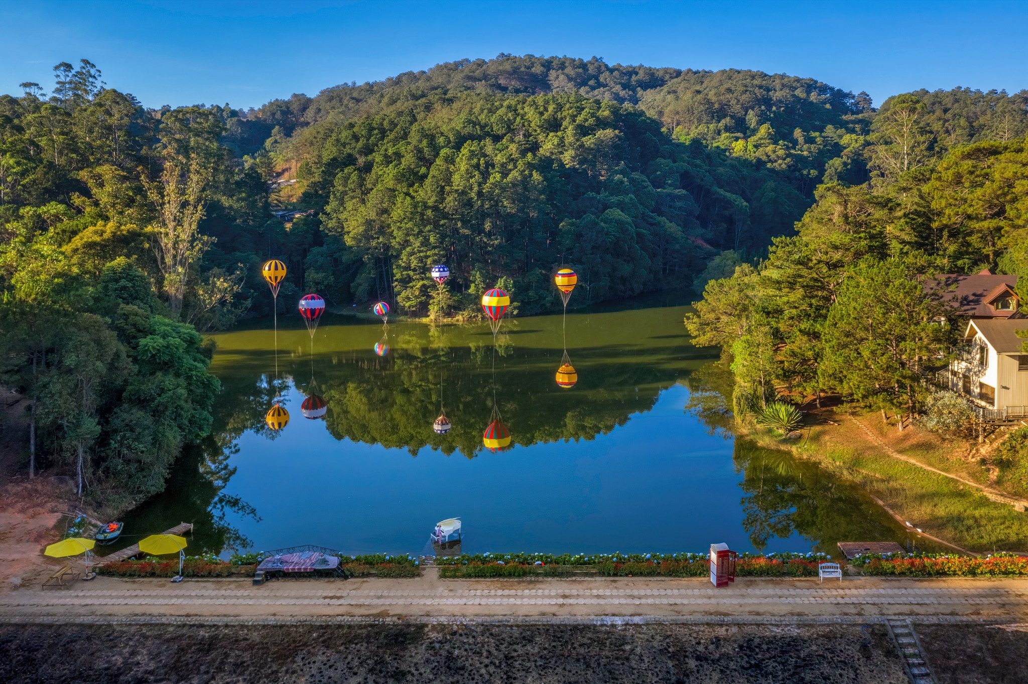 Da Lat dong nghet du khach ngay nghi le anh 25