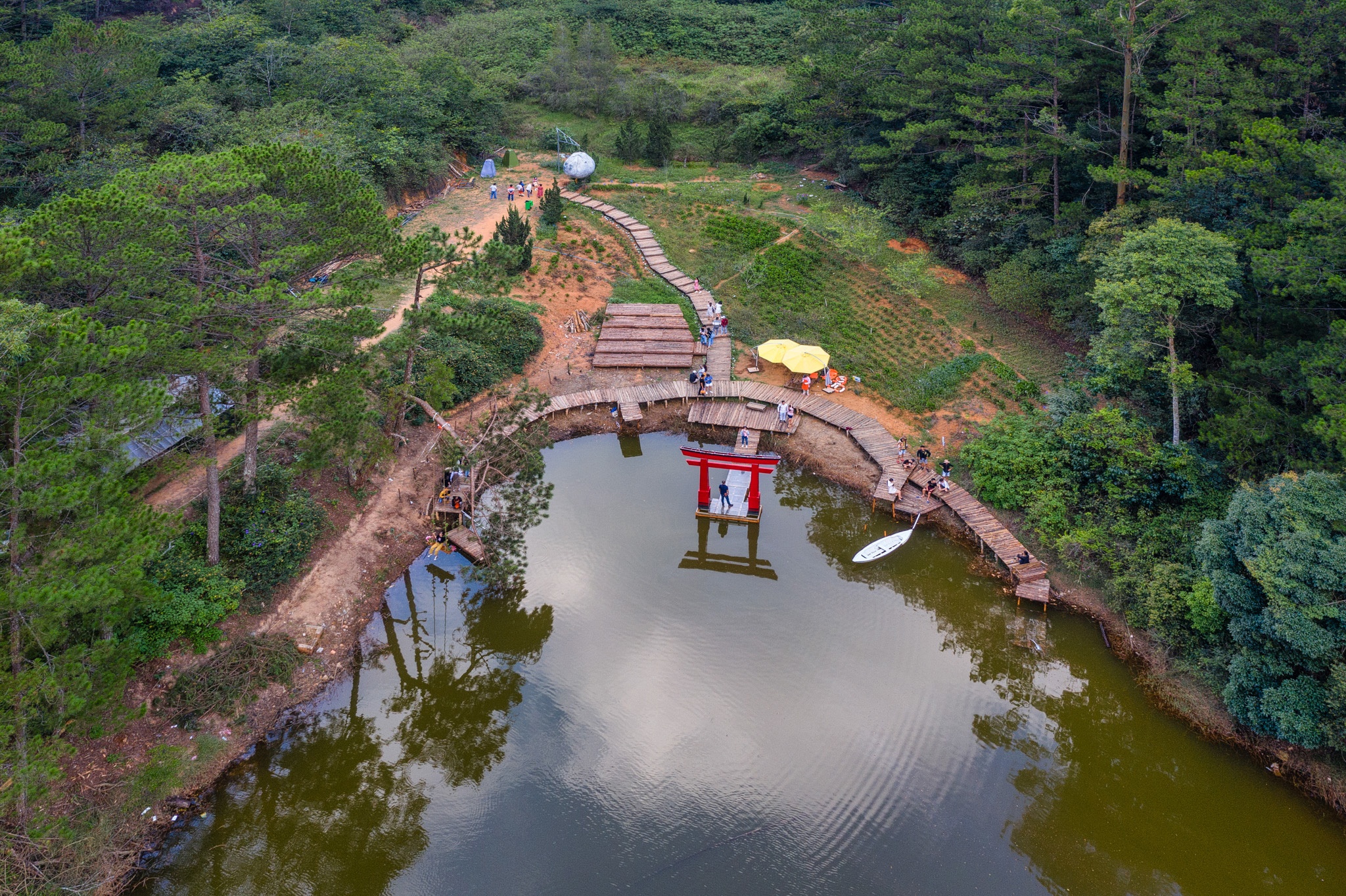 Da Lat dong nghet du khach ngay nghi le anh 28