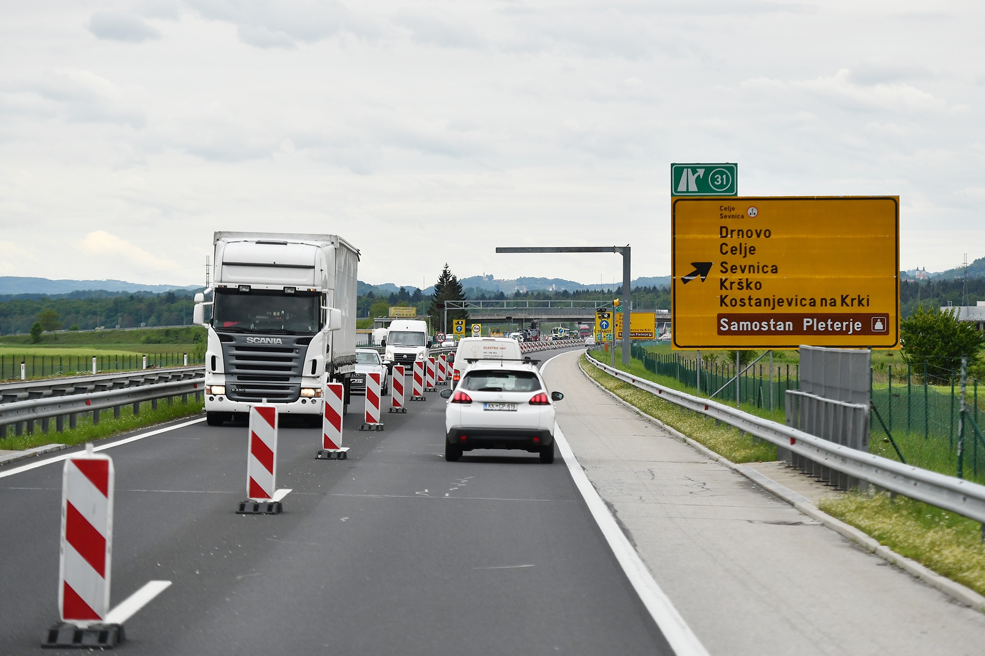 du ngoan Slovenia voi ho Bled anh 2