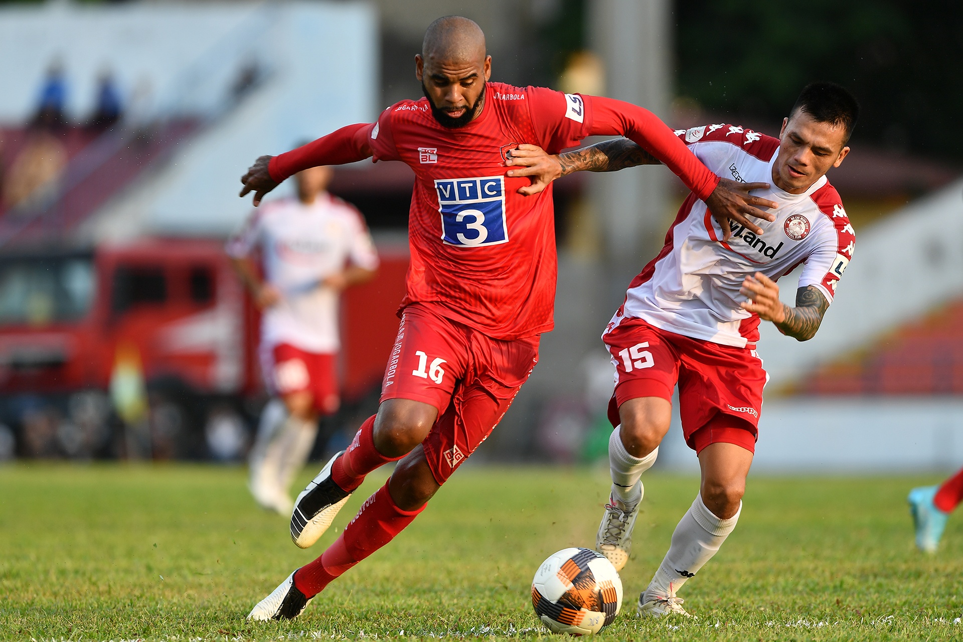 Hai Phong doi dau CLB TPHCM anh 14