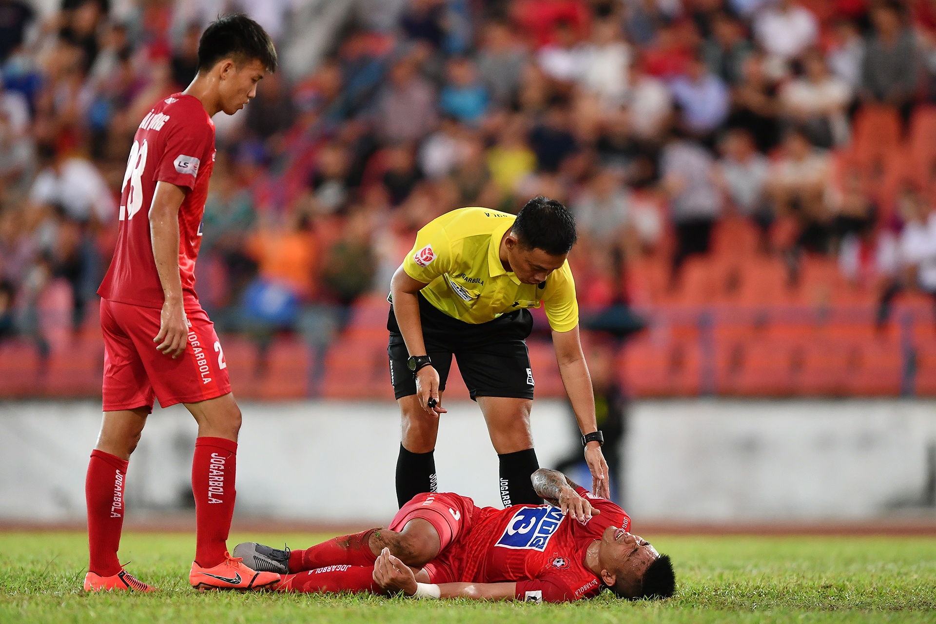Hai Phong doi dau CLB TPHCM anh 21