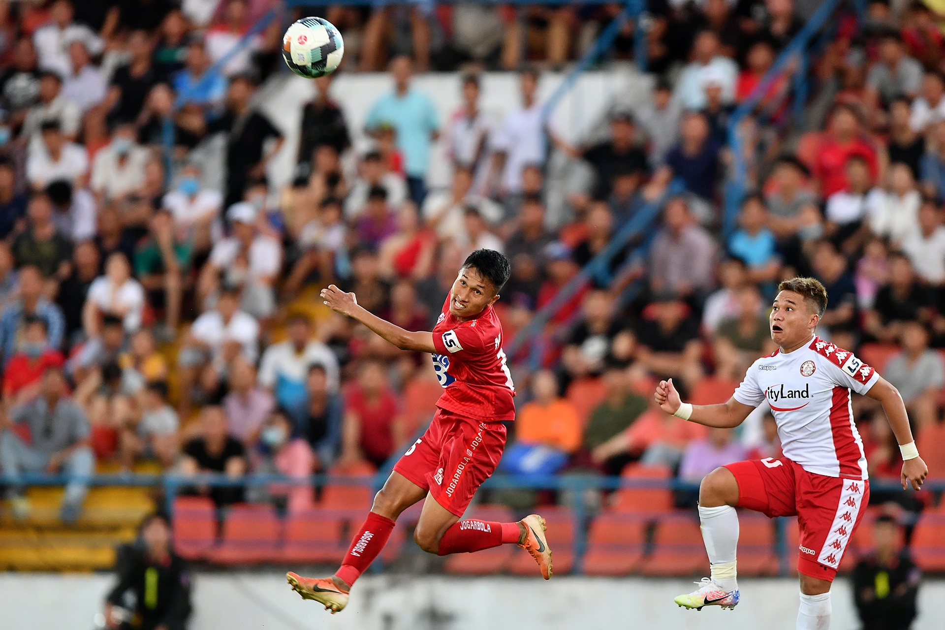 Hai Phong doi dau CLB TPHCM anh 12