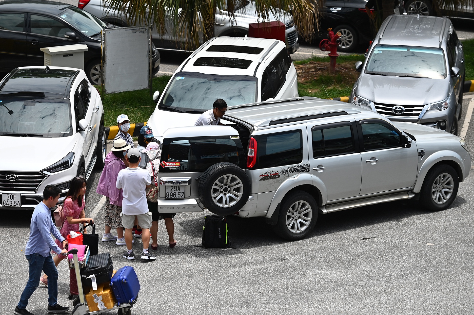 tac nghen san bay Noi Bai anh 13