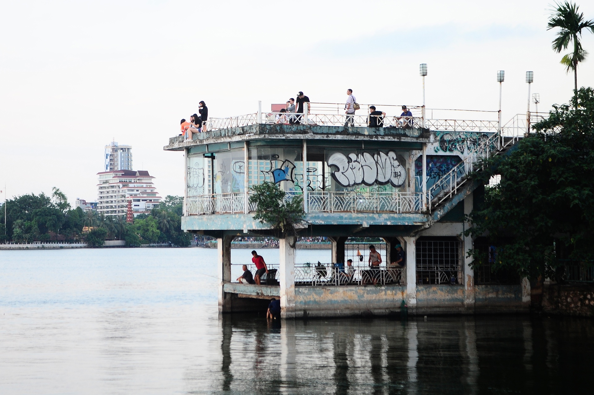 san anh hoang hon ho Tay anh 1