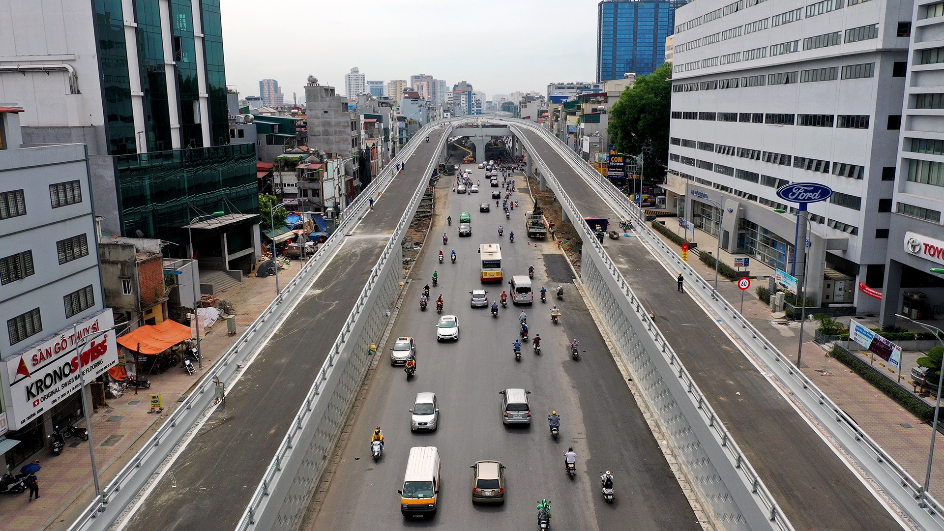 duong vanh dai 2 tren cao Nga Tu So Vinh Tuy khanh thanh thong xe anh 1