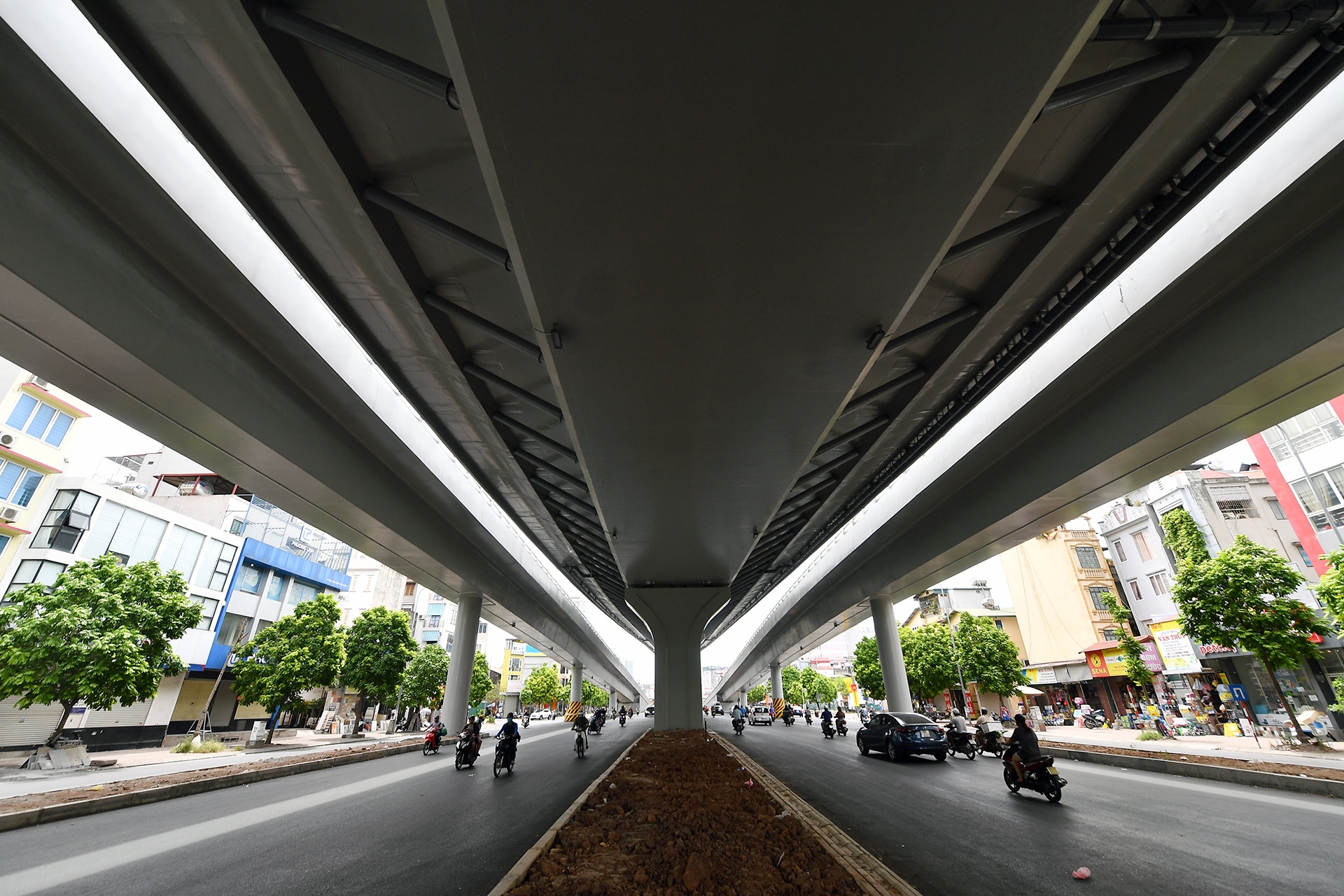 duong vanh dai 2 tren cao Nga Tu So Vinh Tuy khanh thanh thong xe anh 12