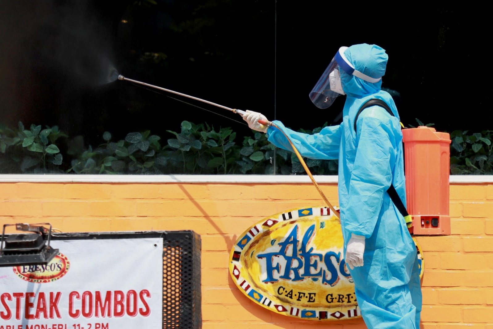 khu trung quan pizza Tran Thai Tong anh 4