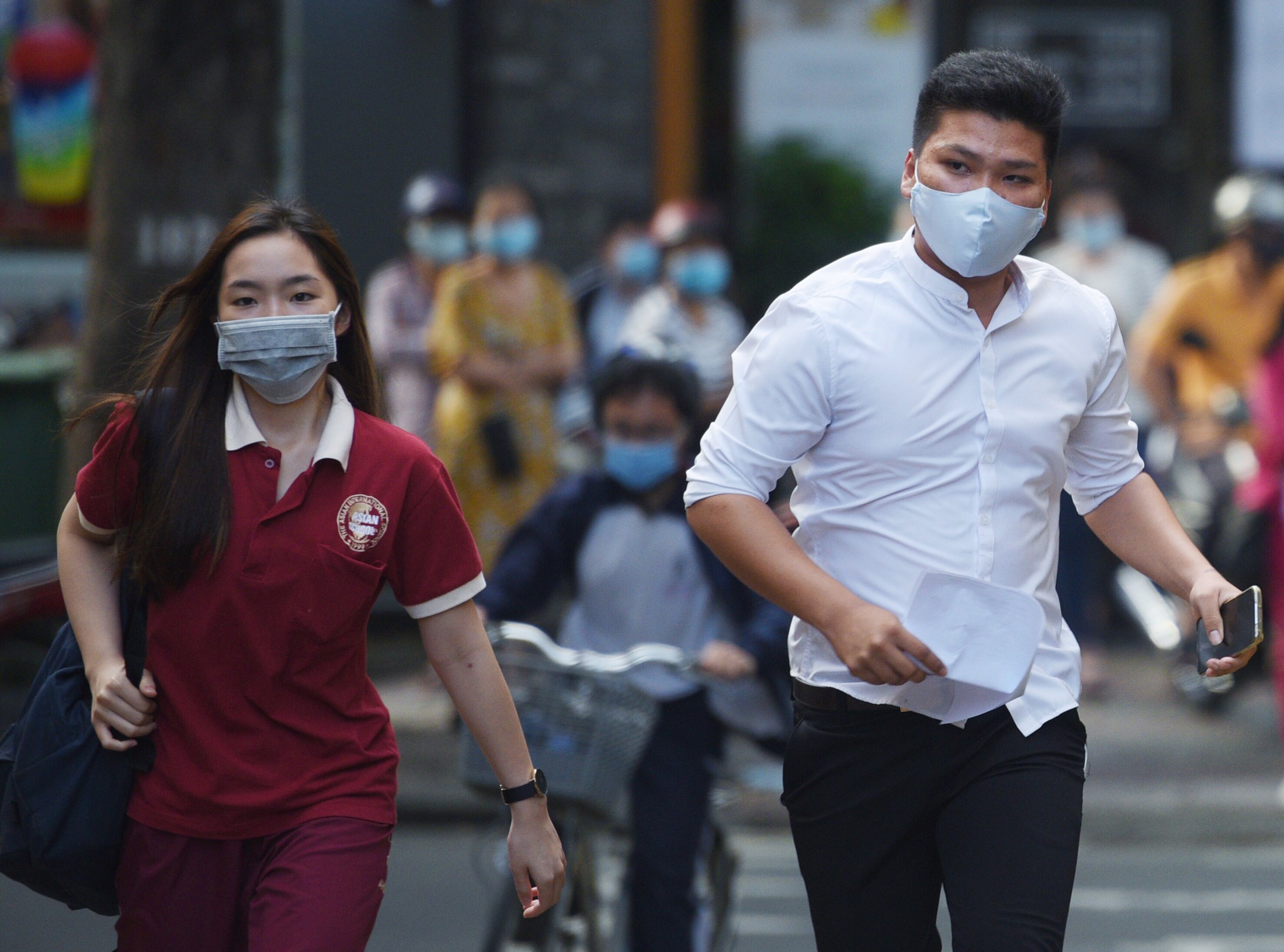 thi tot nghiep THPT anh 10