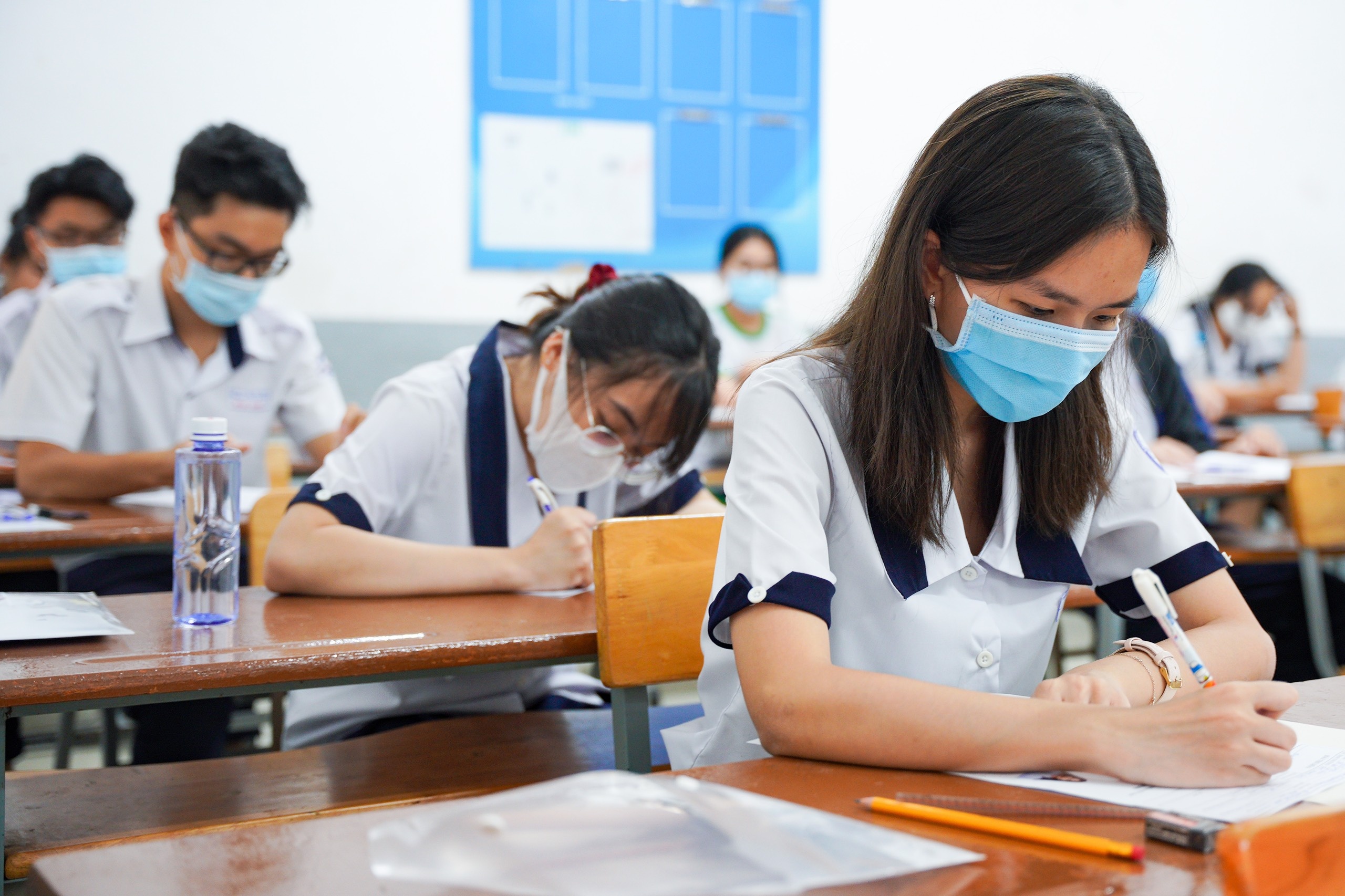 thi tot nghiep THPT anh 12