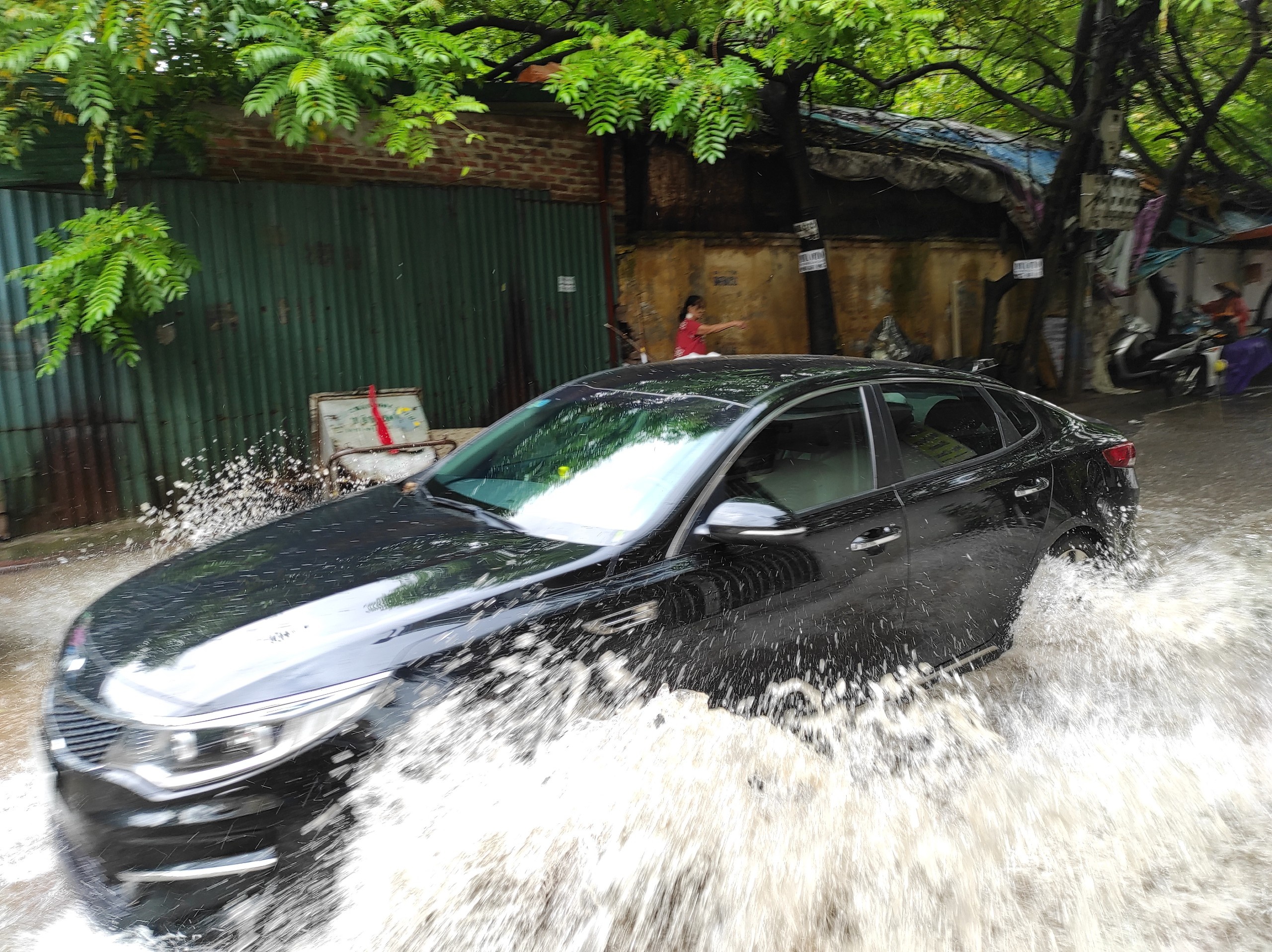 mua to khien Ha Noi ngap anh 6