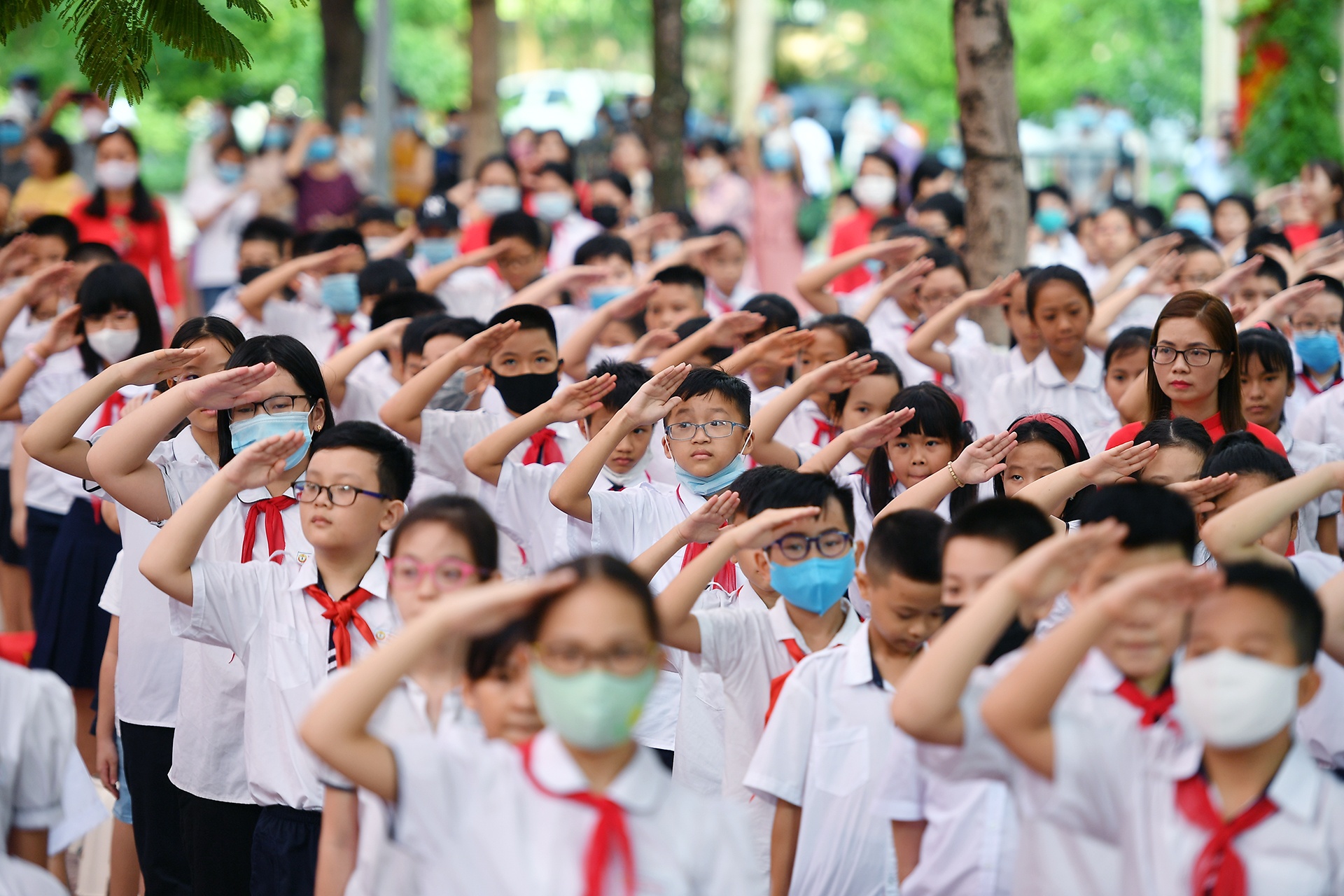 Mua khai giang dac biet o Ha Noi anh 40