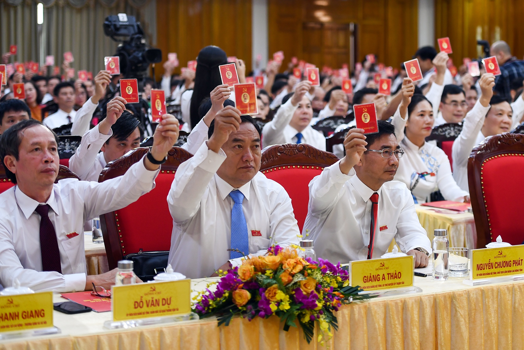 Bi thu Yen Bai khong co ten trong danh sach BCH khoa moi anh 2