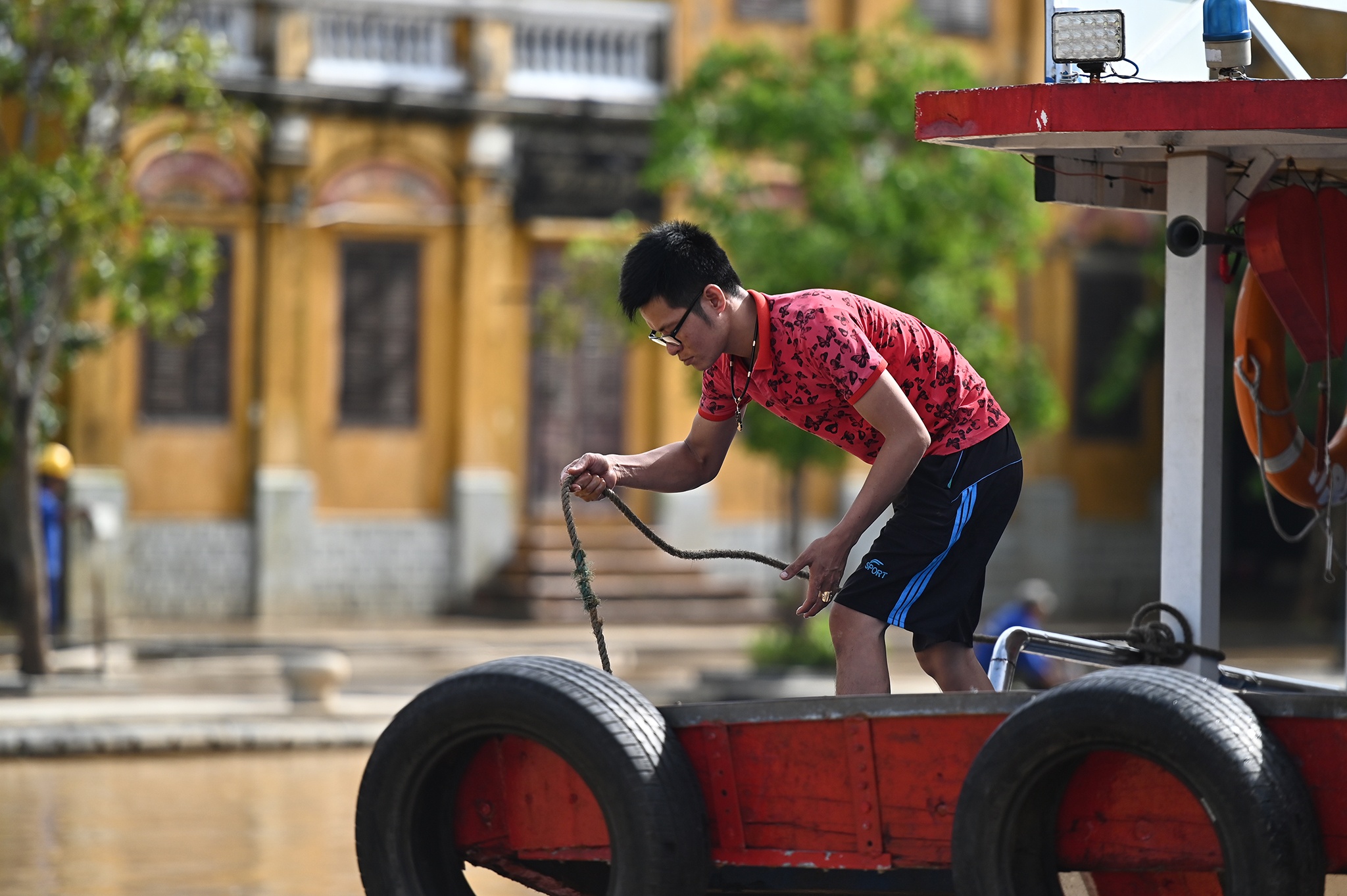 pho co Hoi An bi ngap sau anh 13