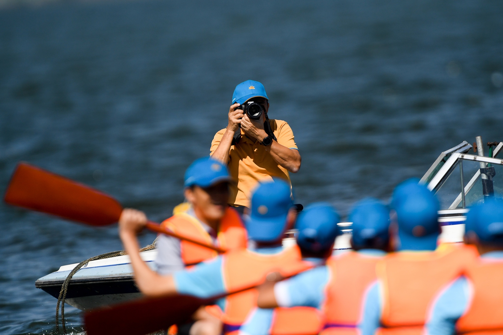 le hoi boi chai thuyen rong ho Tay anh 1