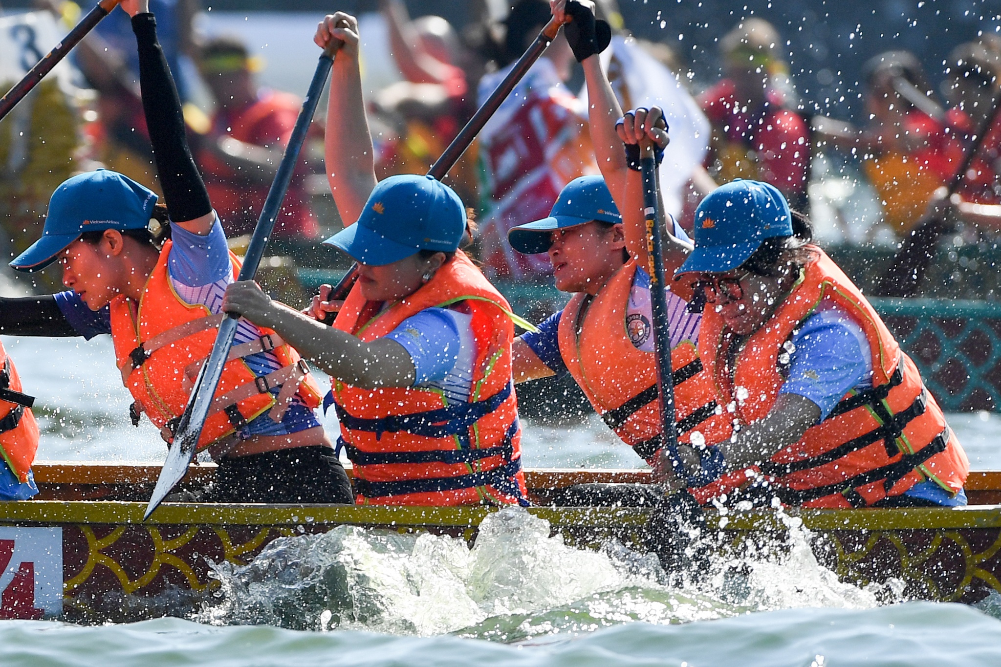 le hoi boi chai thuyen rong ho Tay anh 6