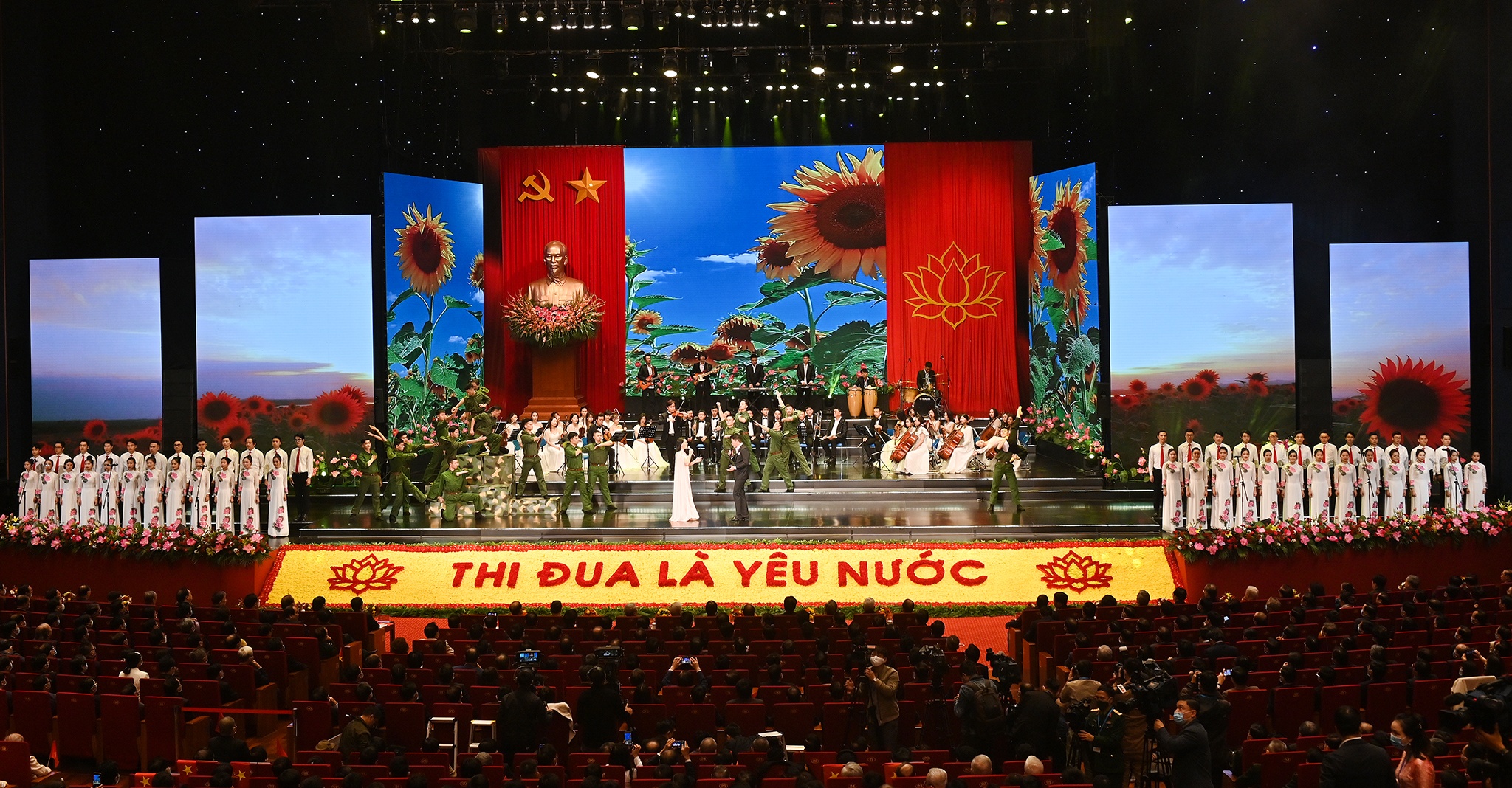 dai hoi thi dua yeu nuoc anh 1