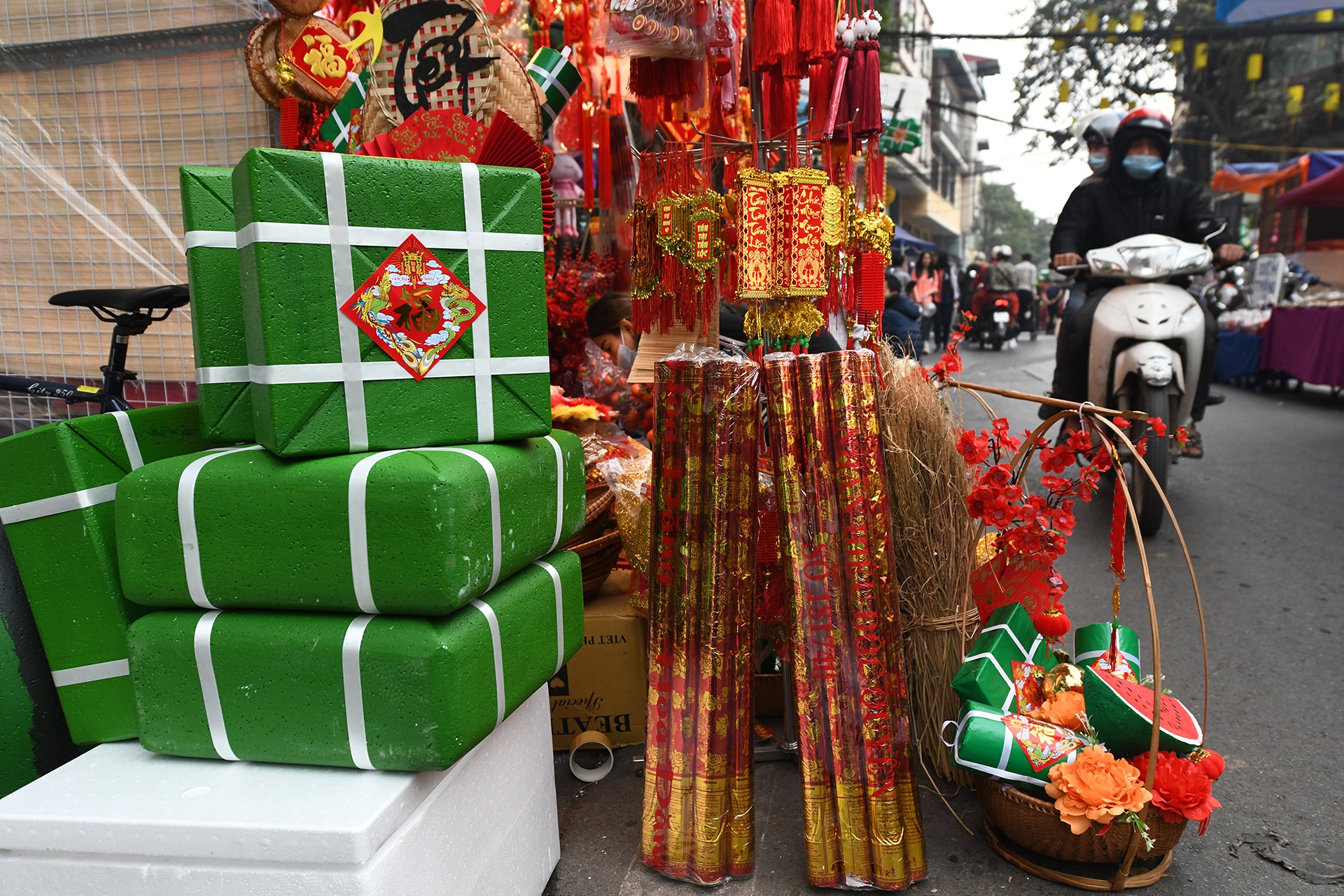 cho hoa Hang Luoc don nam Tan Suu anh 7