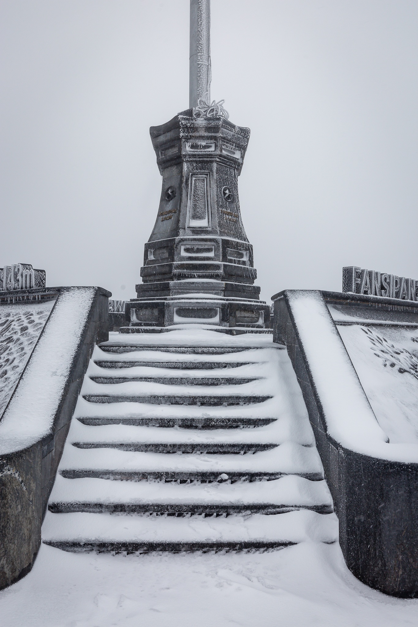tuyet roi sat Tet tren dinh Fansipan anh 15