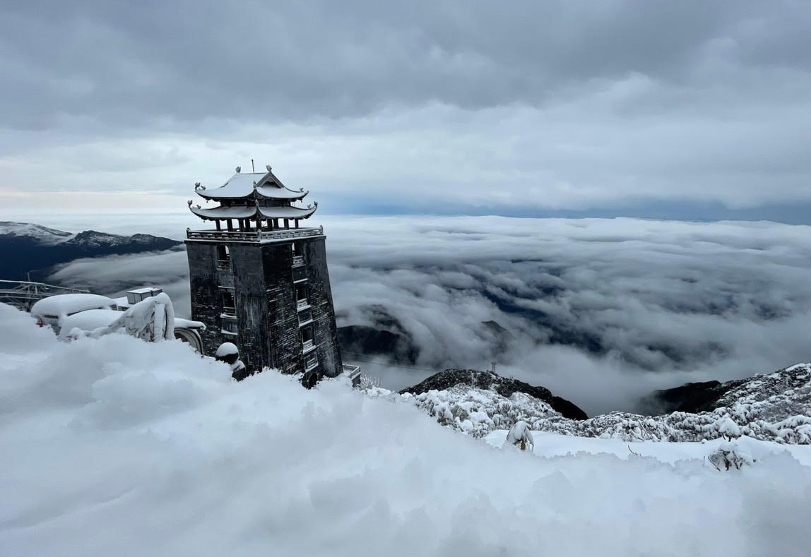 tuyet roi sat Tet tren dinh Fansipan anh 5