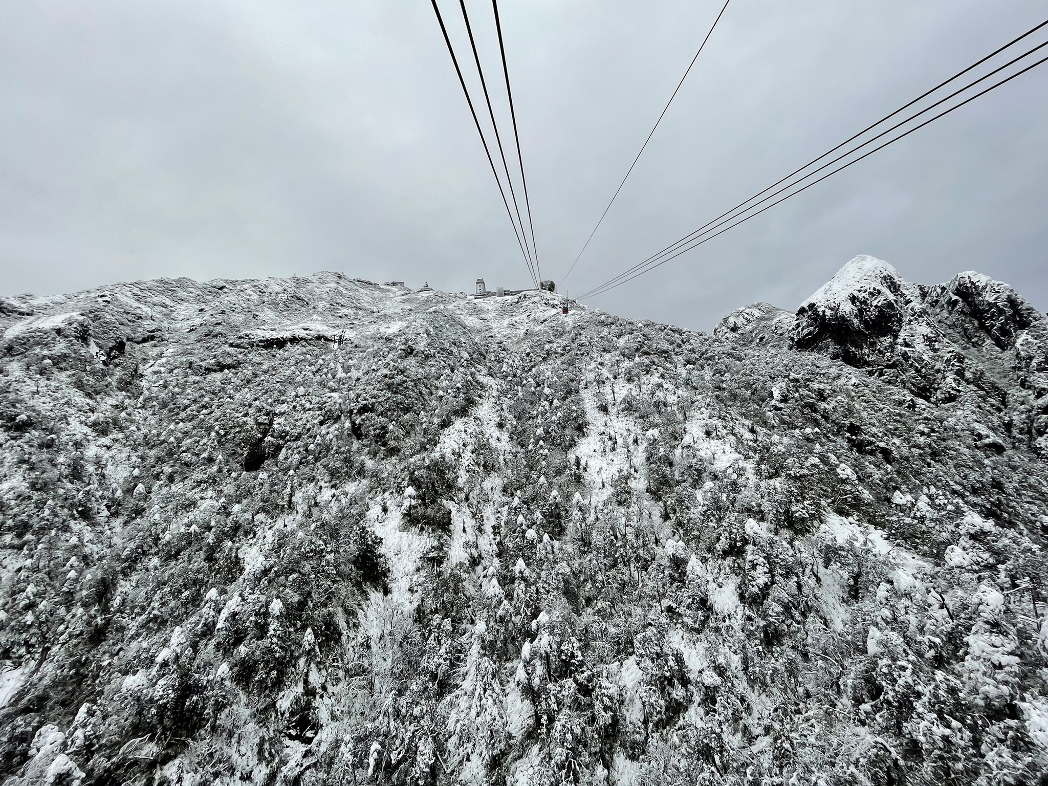 tuyet roi sat Tet tren dinh Fansipan anh 17