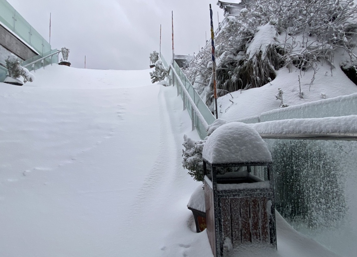 tuyet roi sat Tet tren dinh Fansipan anh 29