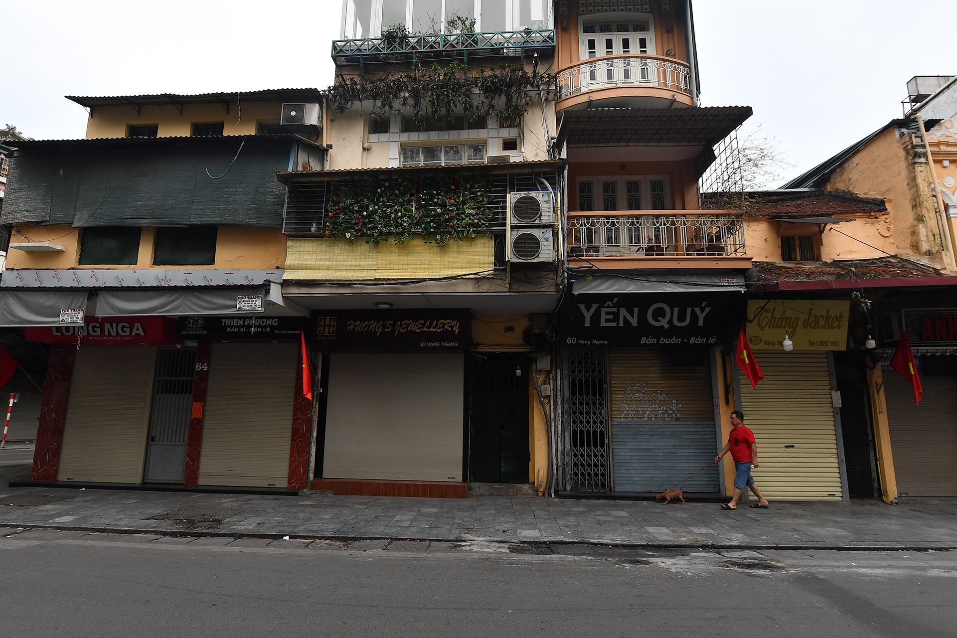 gioi tre dao choi mung 1 Tet anh 2