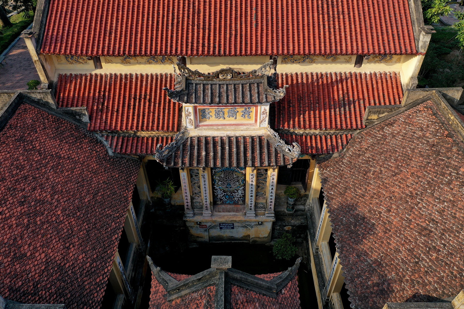 Den Tran Thuong o Ha Nam anh 12