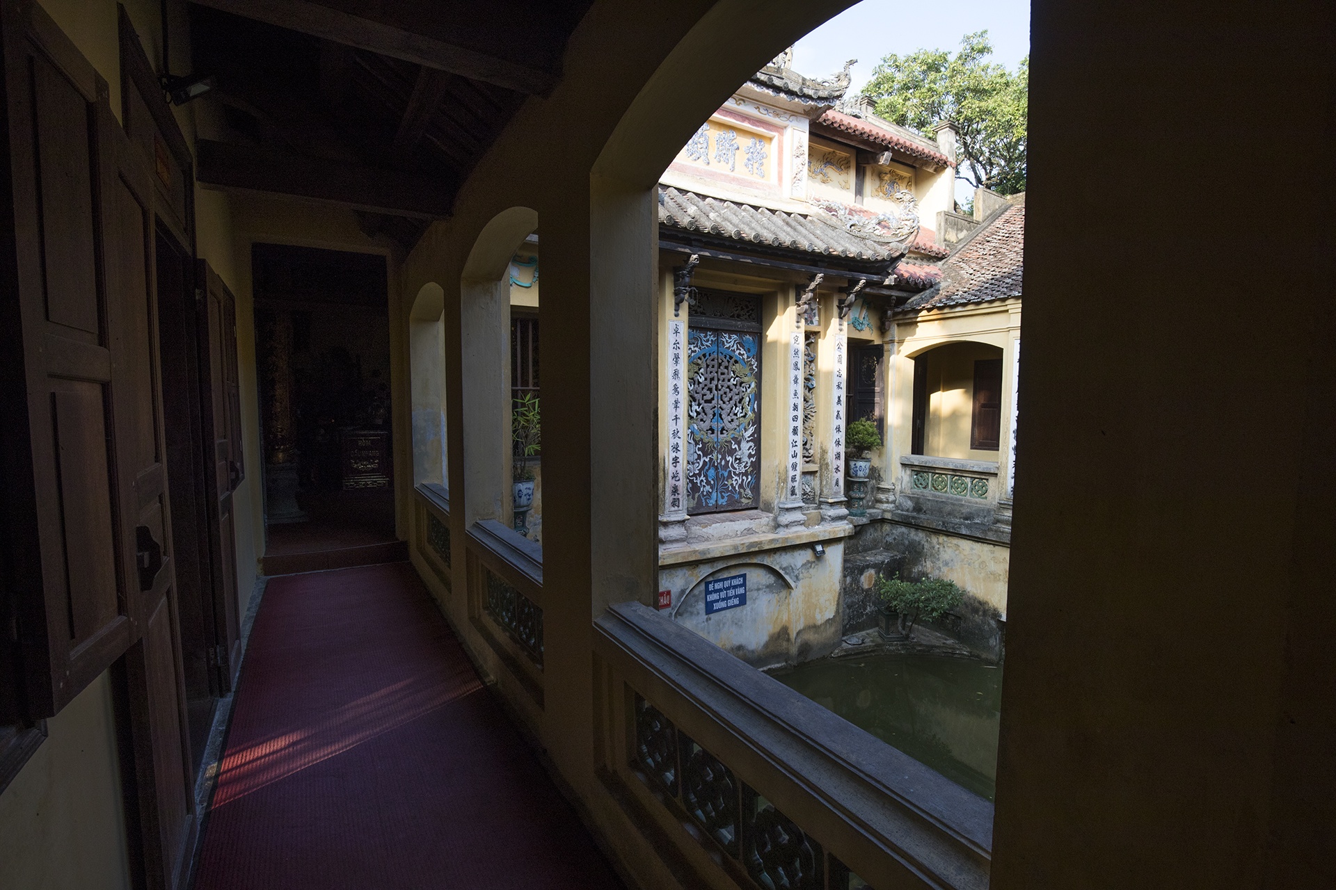 Den Tran Thuong o Ha Nam anh 13