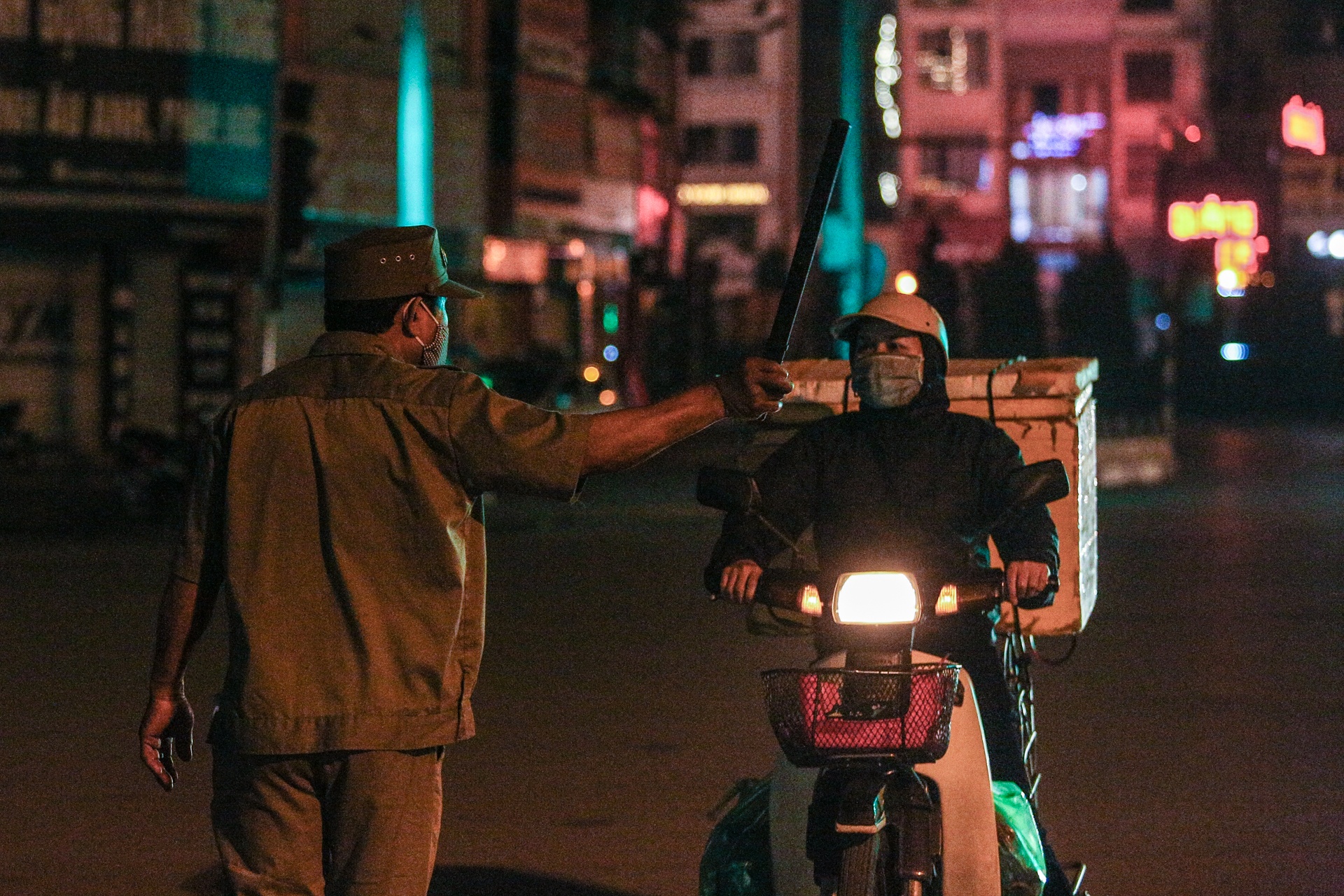 vu hoa hoan o nha 311 Ton Duc Thang Ha Noi anh 8