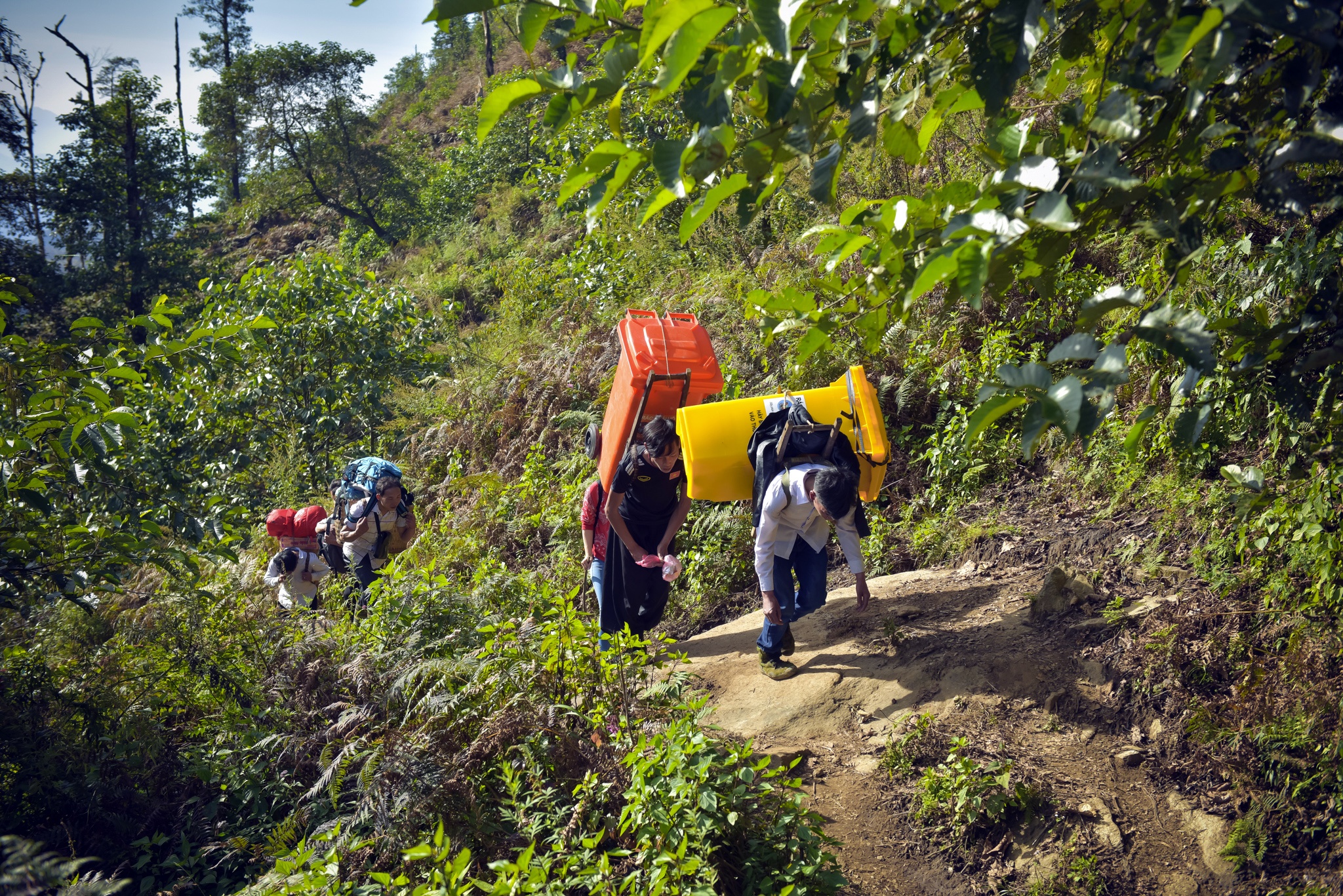 vuong quoc may Nhiu Co San anh 3