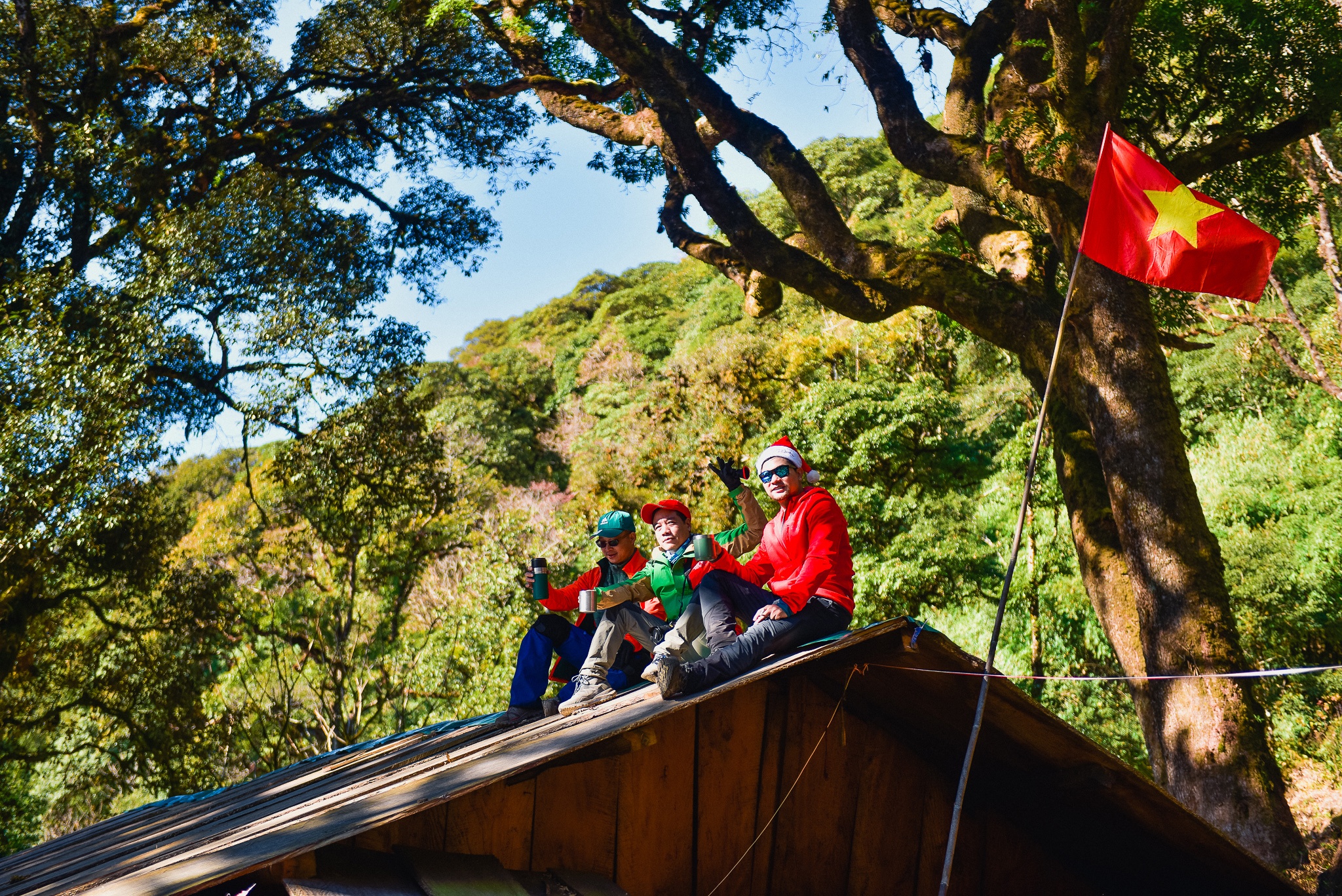 vuong quoc may Nhiu Co San anh 36