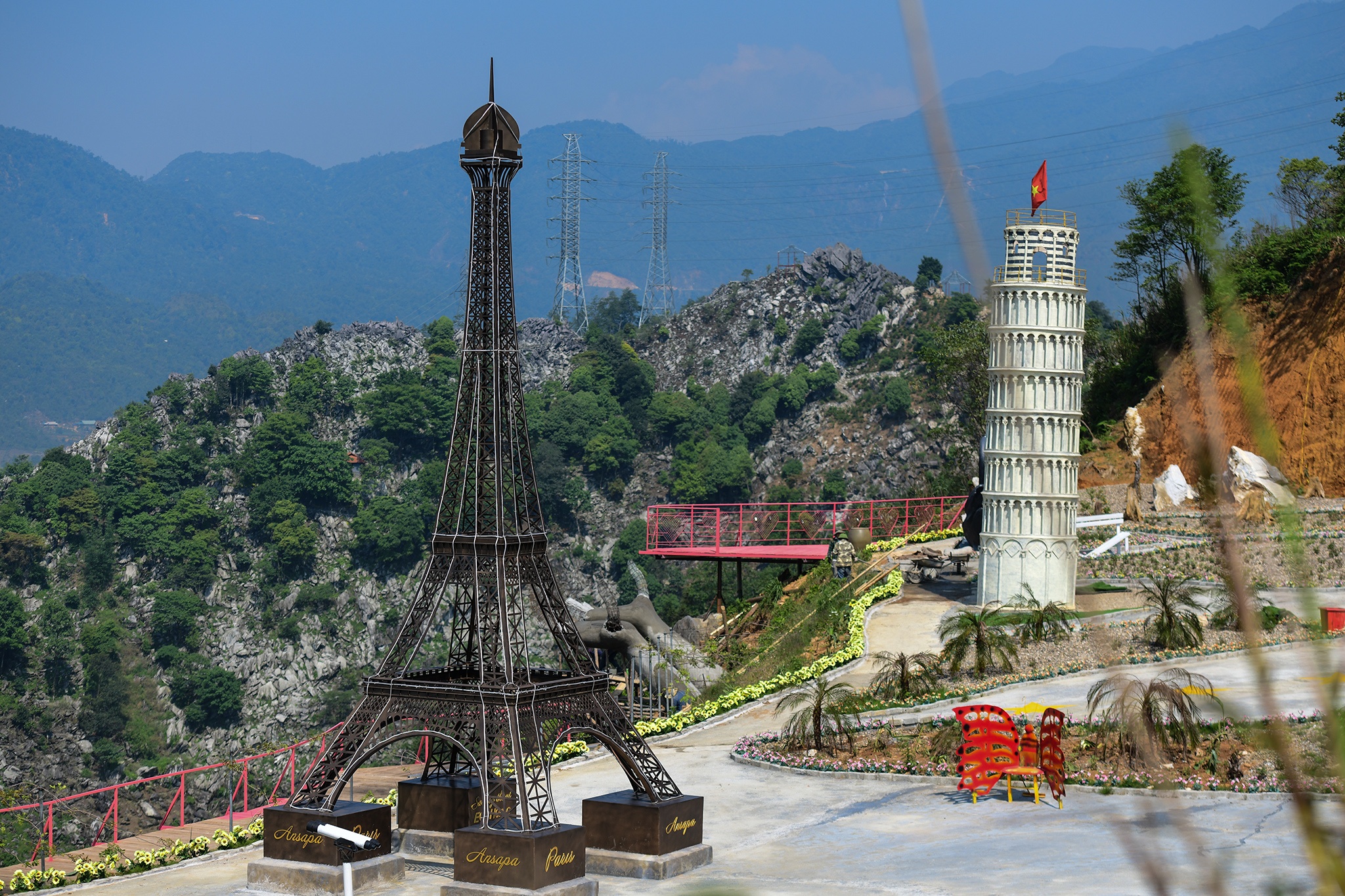 tuong Nu than tu do phien ban loi anh 3