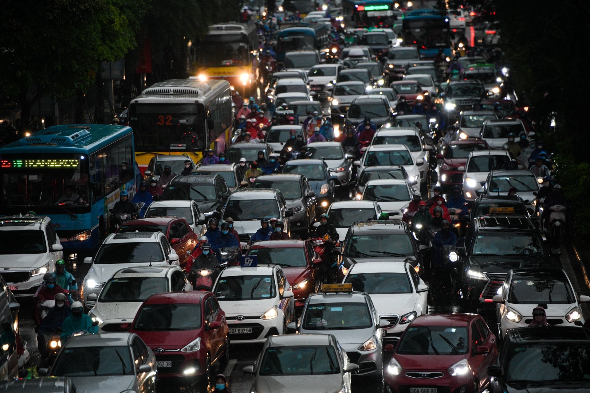 un tac giao thong trong mua anh 4