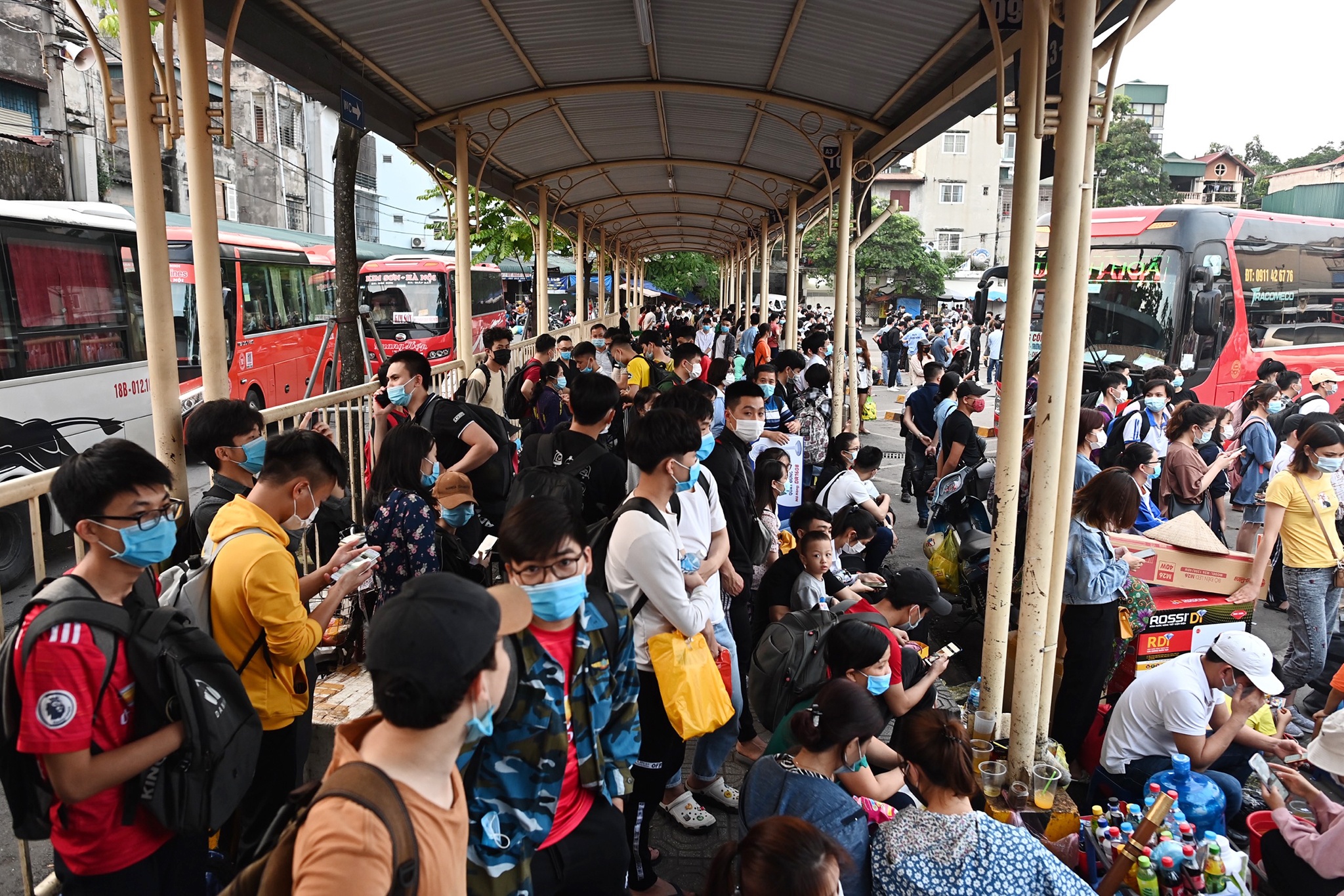 un un xe co truoc ngay nghi le anh 4