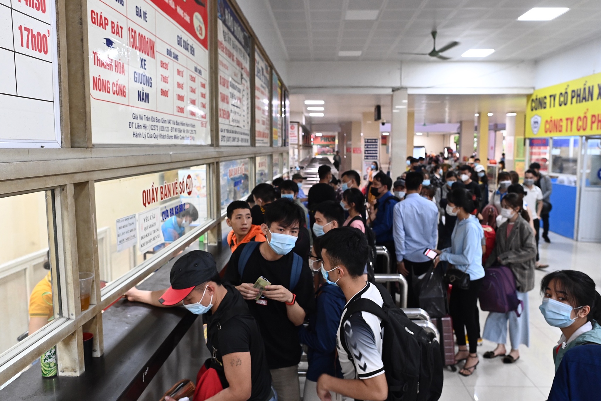 un un xe co truoc ngay nghi le anh 3