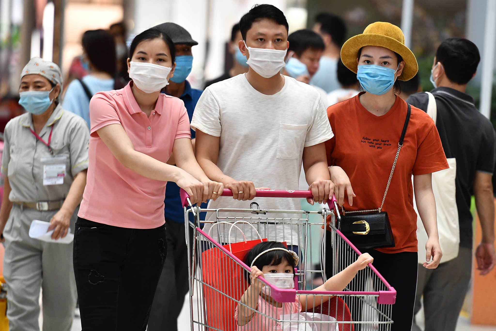 mua sam ngay nghi le 30/4 anh 5