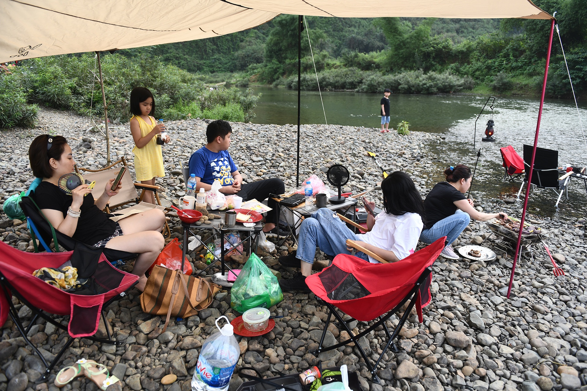 da ngoai nghi le ben bo suoi anh 2