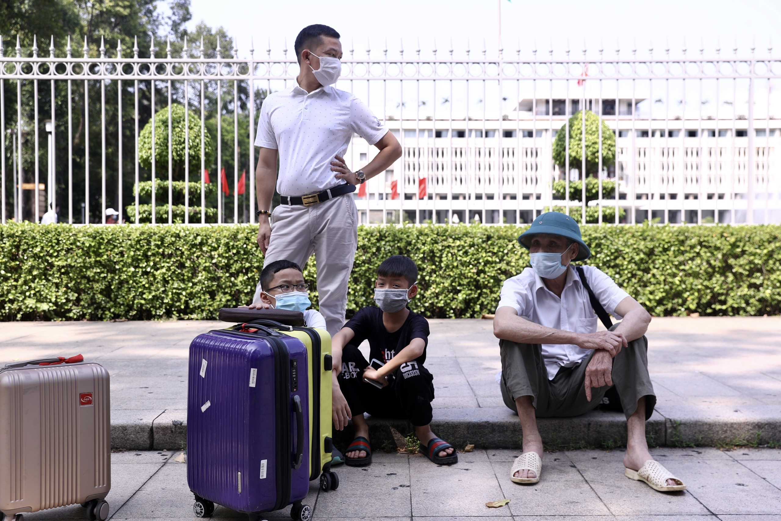 canh chen lan giua mua dich dip 30/4 anh 29