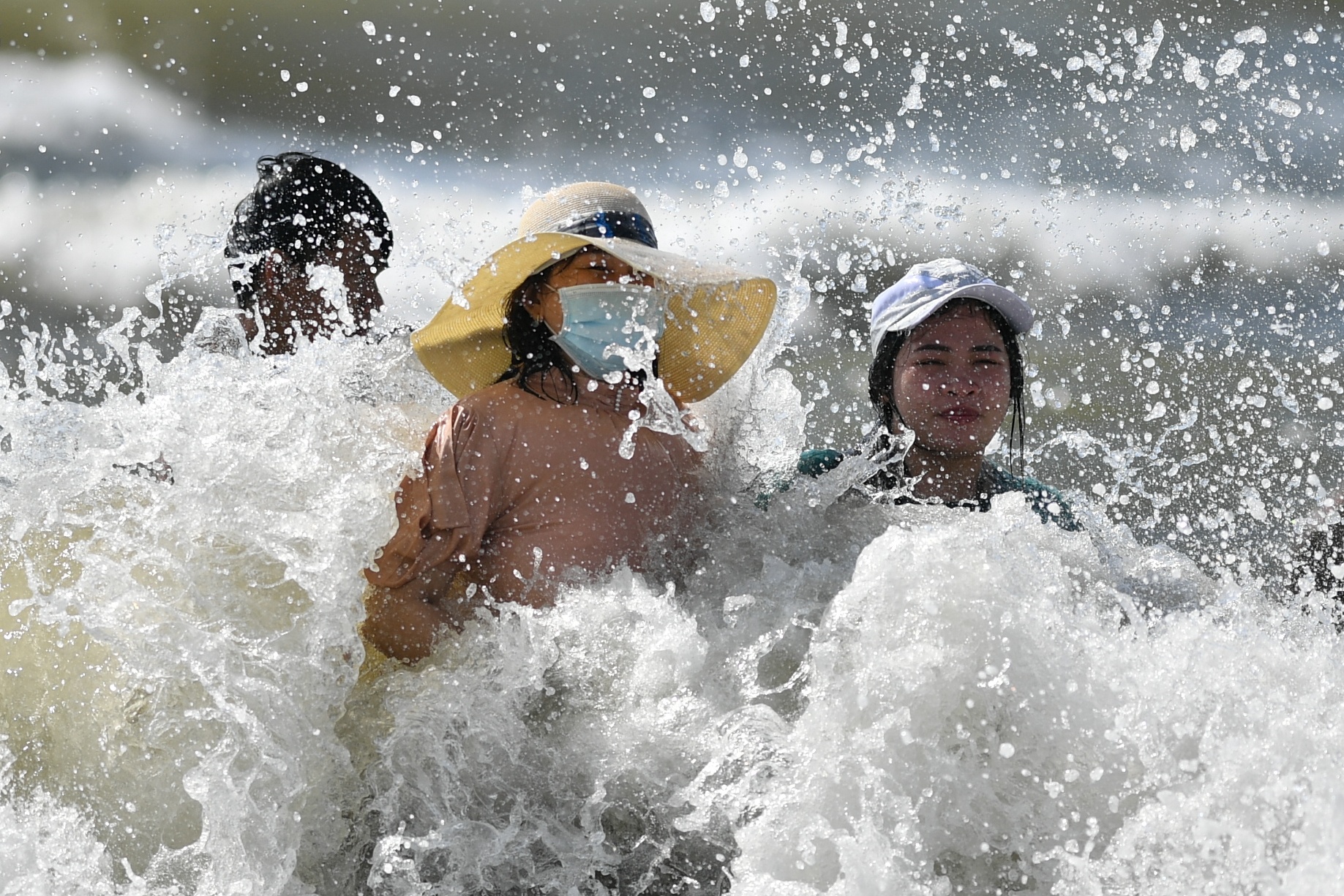 canh chen lan giua mua dich dip 30/4 anh 16