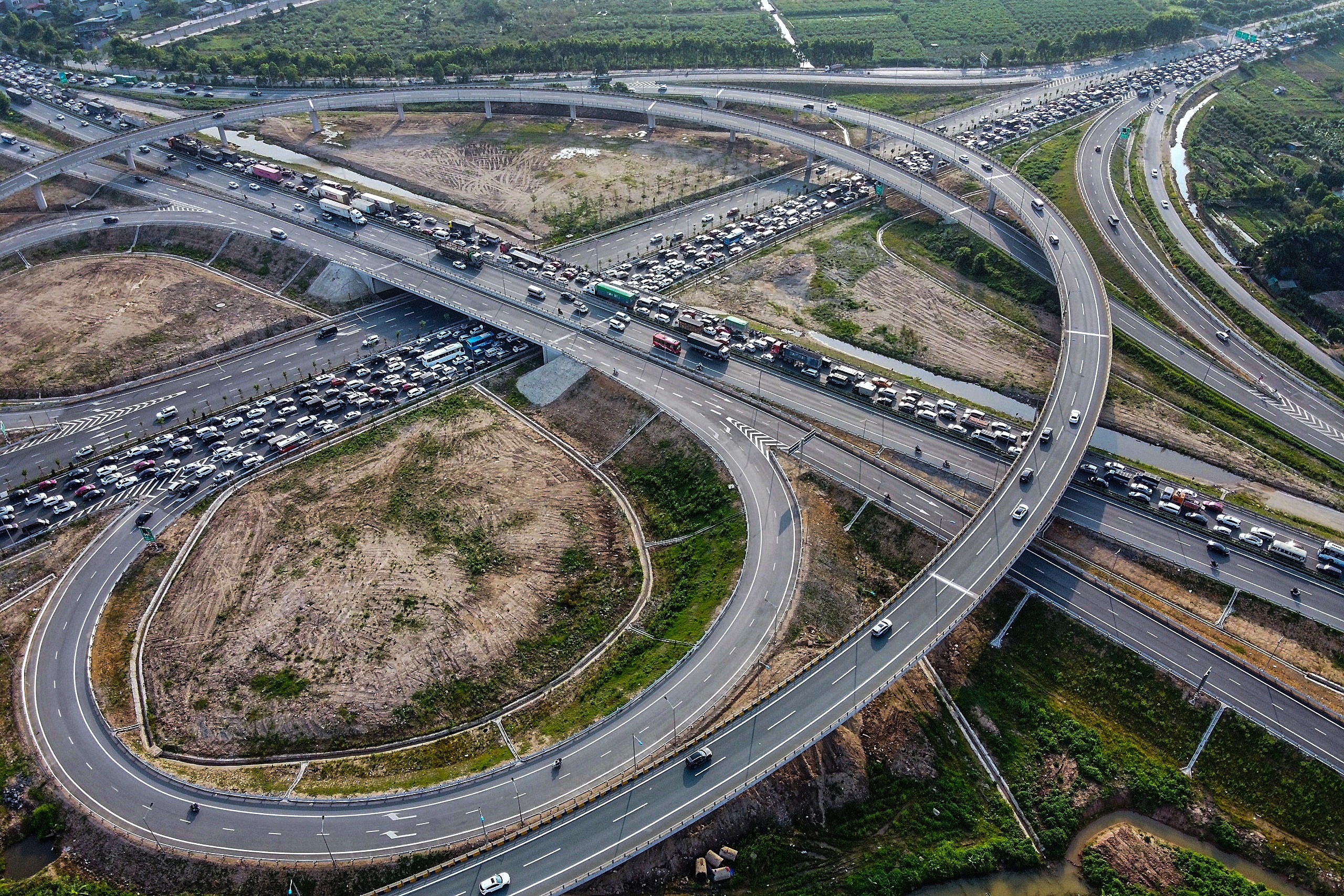 Hang trieu nguoi du lich khap ca nuoc 4 ngay nghi le hinh anh
