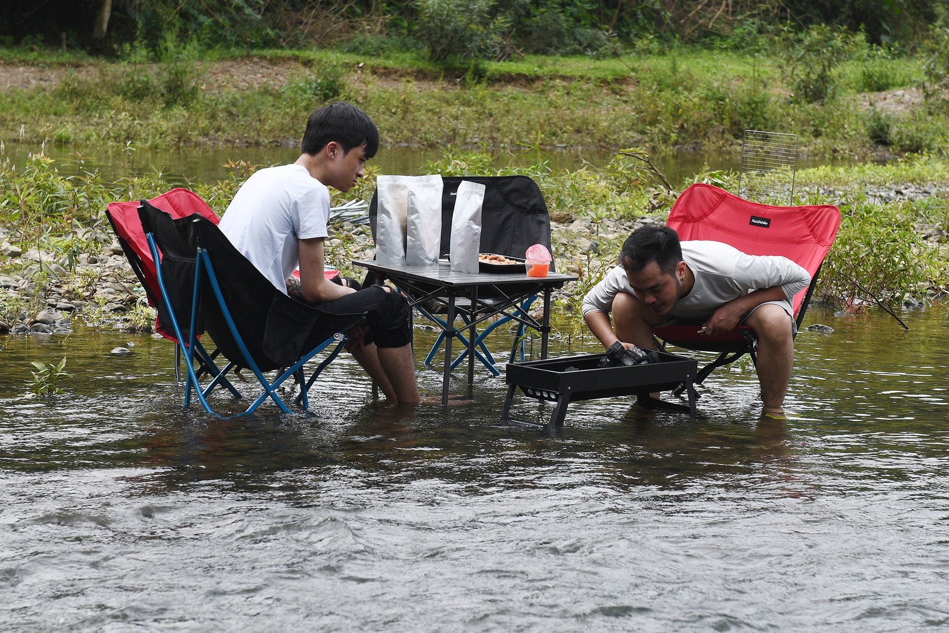 canh chen lan giua mua dich dip 30/4 anh 46