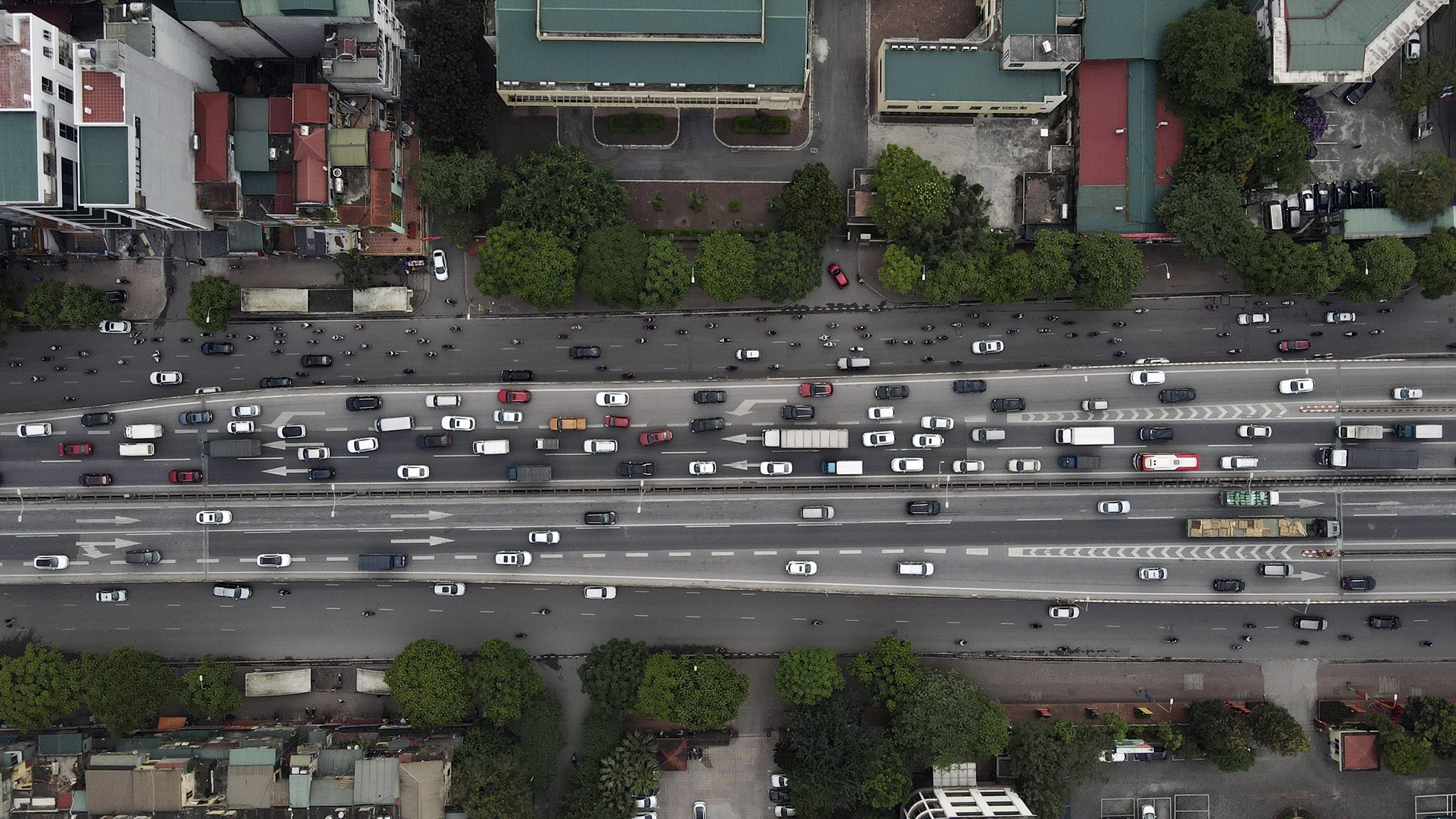 xe co un un ngay dau di lam sau nghi le anh 3